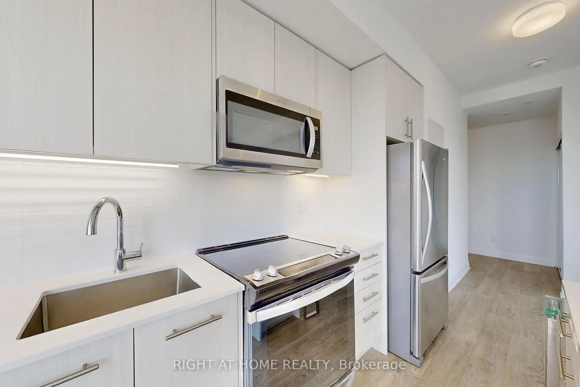 Photo 12 of Unit 1012, 286 Main Street, Toronto, East End-Danforth — HOMEH