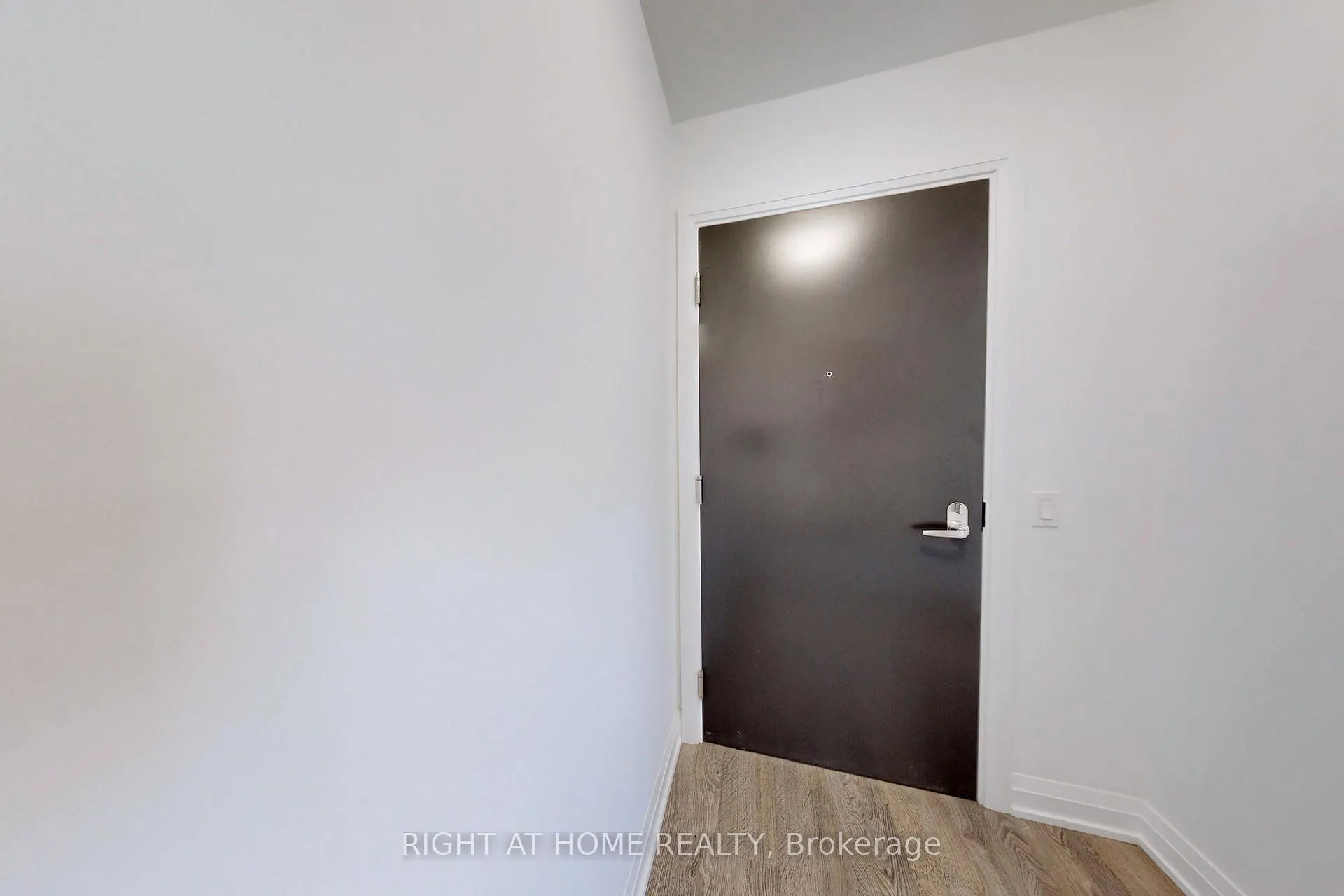 Photo 26 of Unit 1012, 286 Main Street, Toronto, East End-Danforth — HOMEH