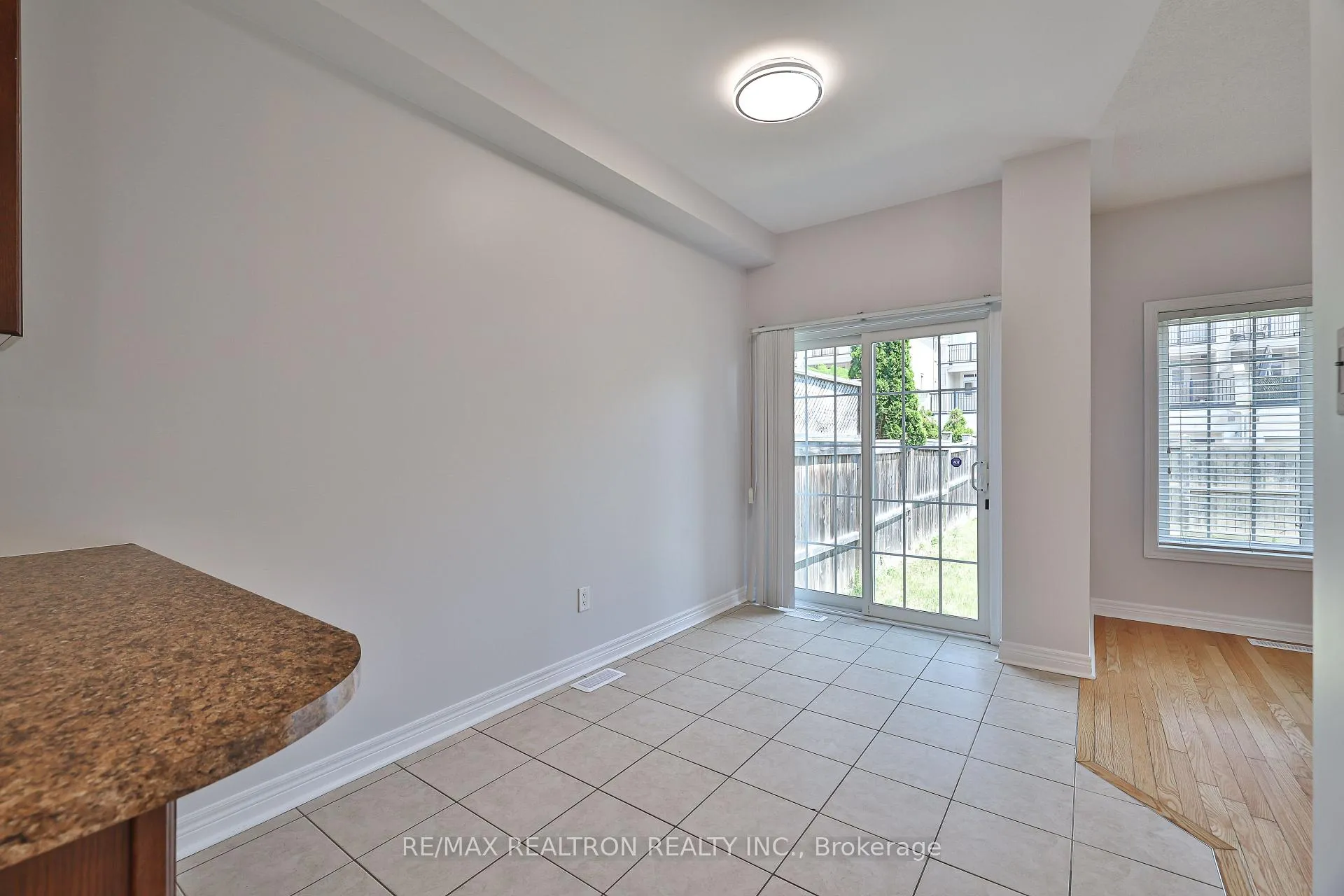 Photo 6 of 101 Paperbark Avenue, Vaughan, Patterson — HOMEH