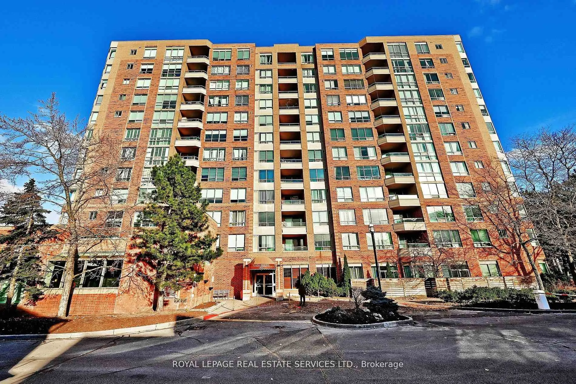 Front of Unit PH 3, 850 Steeles Avenue W