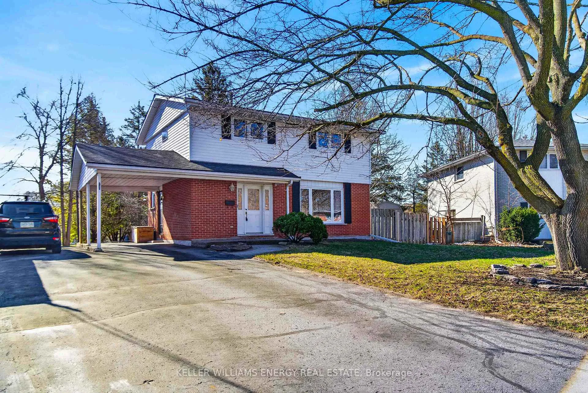 Photo 1 of 40 Robertson Lane, Belleville, Belleville Ward — HOMEH