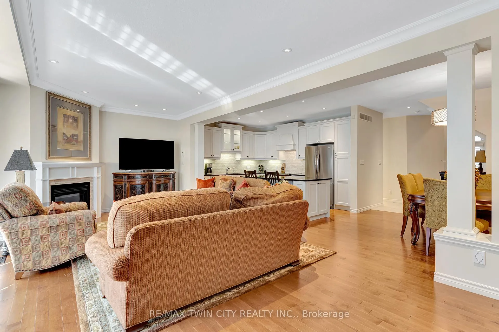 Photo 11 of Unit 53, 435 Winchester Drive, Waterloo — HOMEH