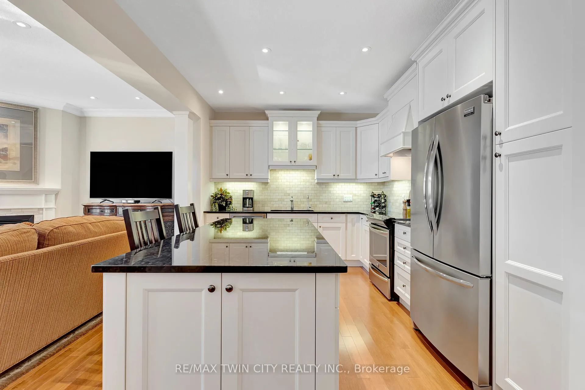 Photo 14 of Unit 53, 435 Winchester Drive, Waterloo — HOMEH
