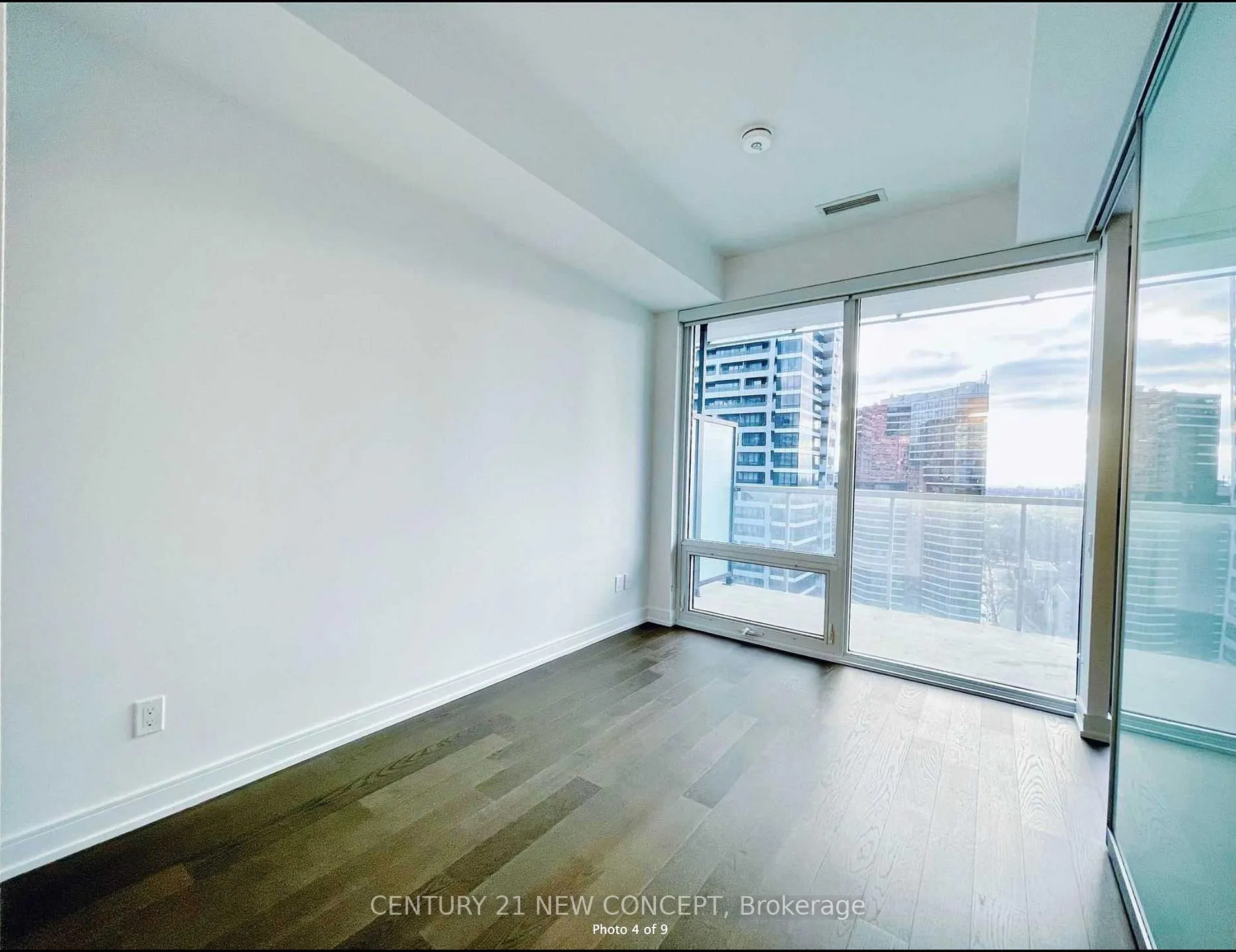 Photo 6 of Unit 4011, 3 Gloucester Street, Toronto, Church-Yonge Corridor — HOMEH
