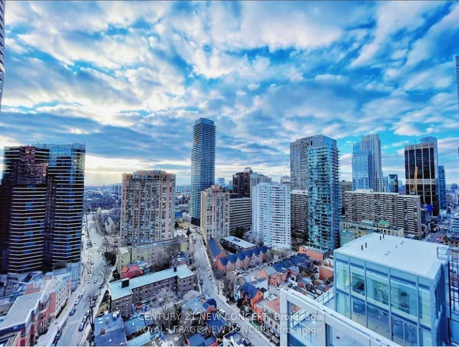 Photo 8 of Unit 4011, 3 Gloucester Street, Toronto, Church-Yonge Corridor — HOMEH