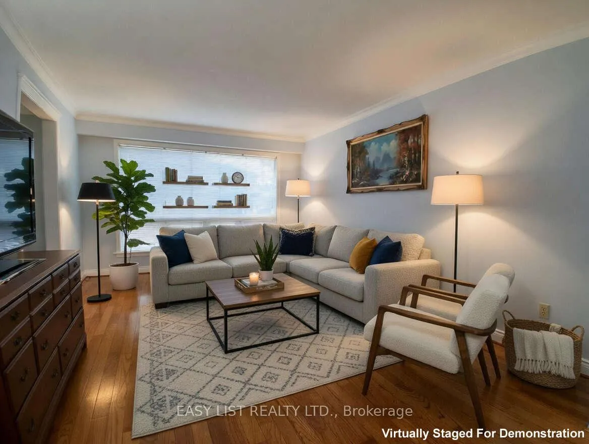 Photo 19 of 6 Brigham Court, Etobicoke, Elms-Old Rexdale — HOMEH