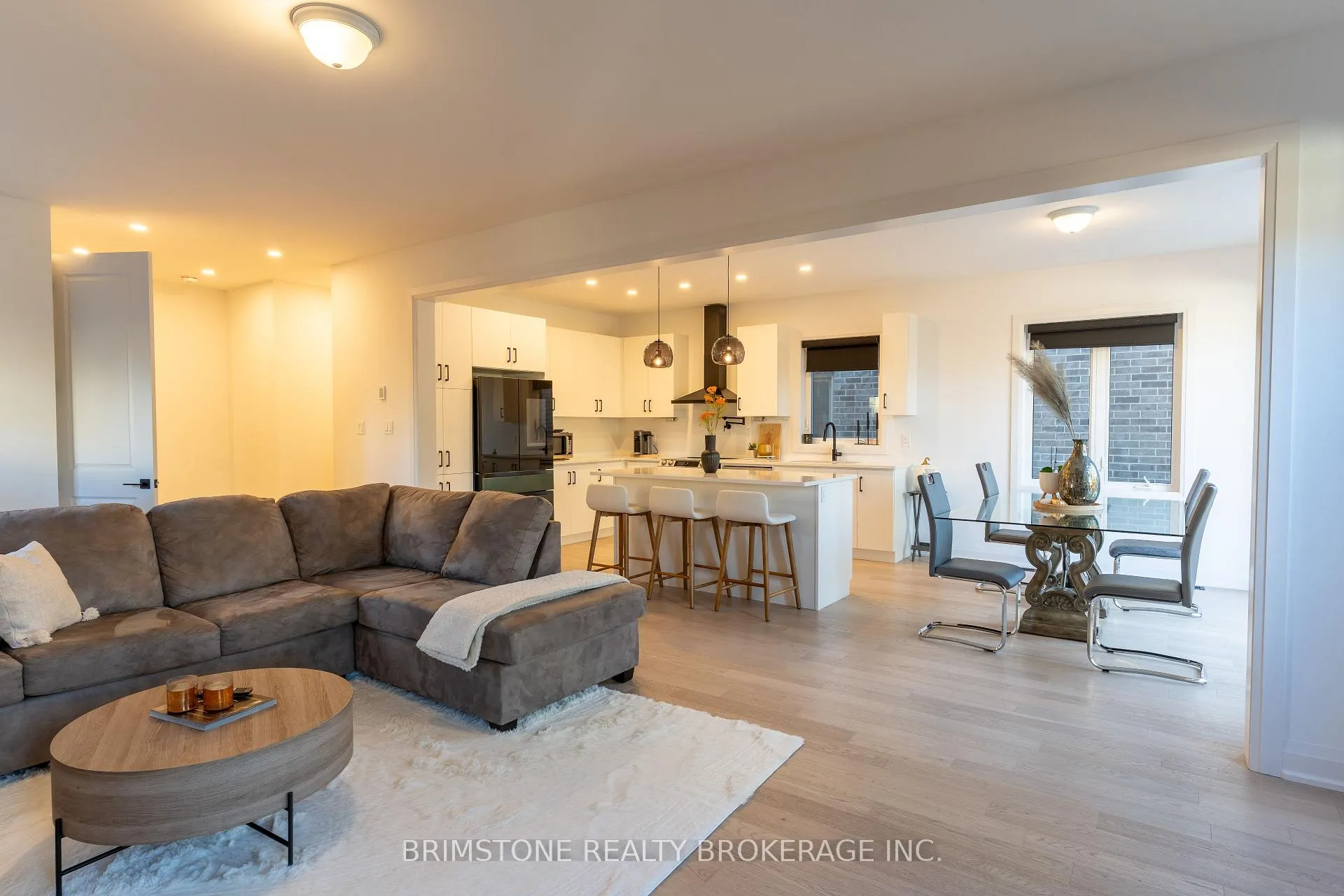 Photo 6 of 119 Gray Avenue, New Tecumseth, Alliston — HOMEH