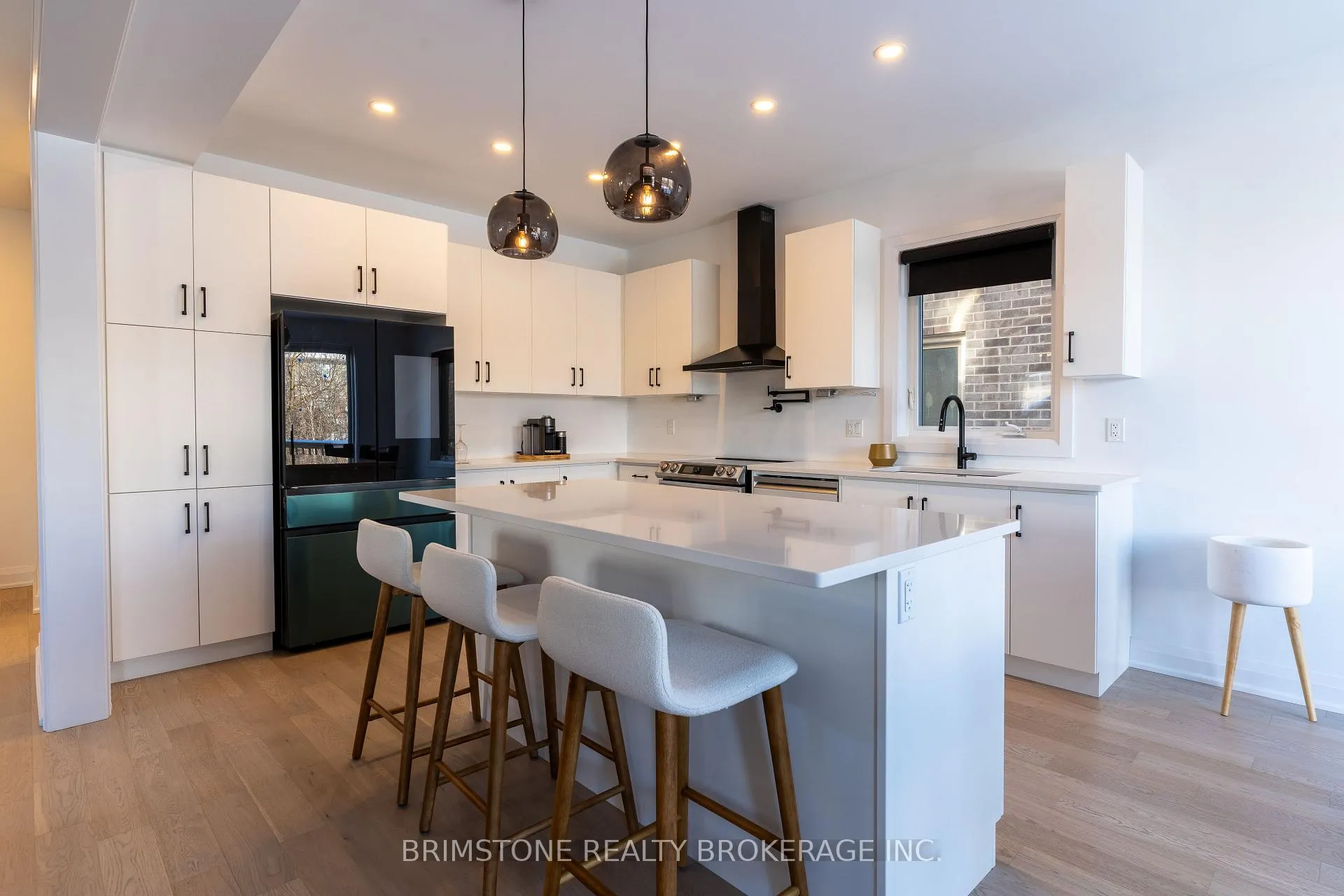 Photo 7 of 119 Gray Avenue, New Tecumseth, Alliston — HOMEH