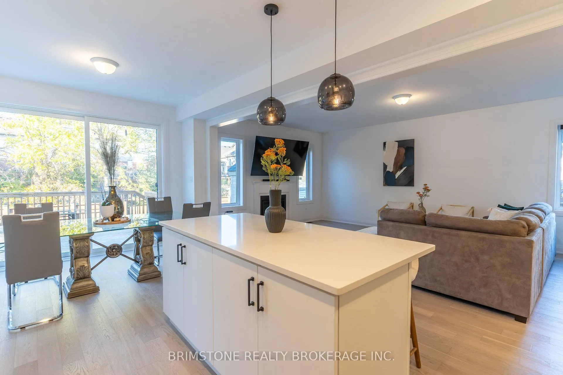 Photo 12 of 119 Gray Avenue, New Tecumseth, Alliston — HOMEH