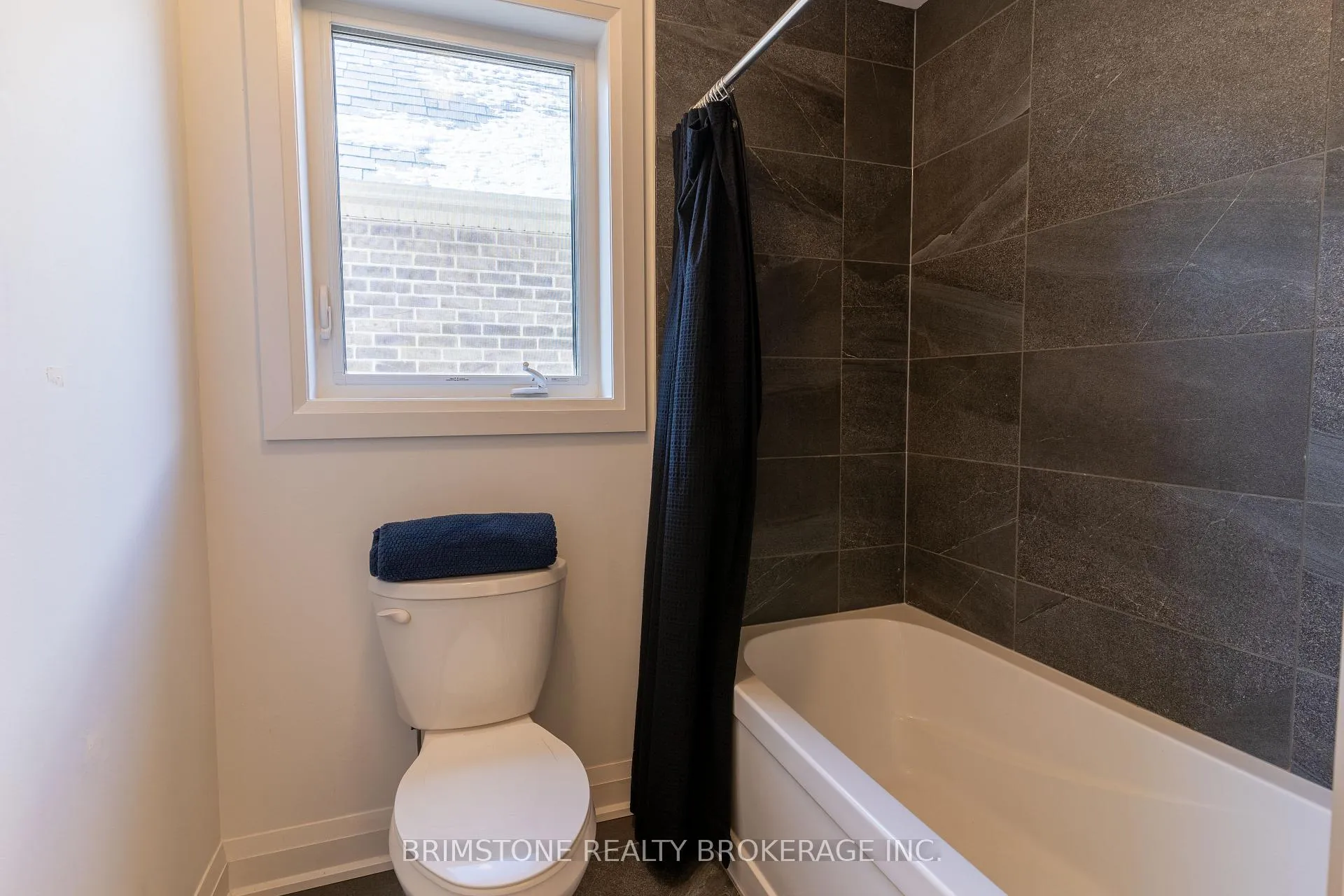 Photo 20 of 119 Gray Avenue, New Tecumseth, Alliston — HOMEH