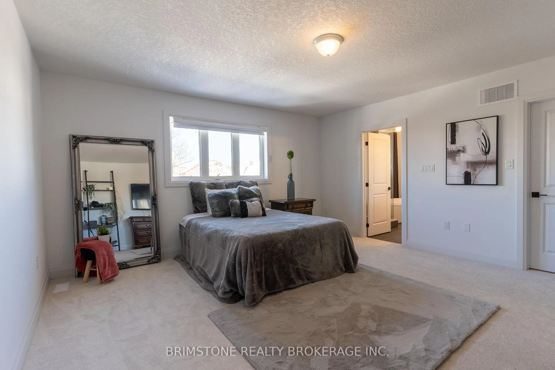 Photo 26 of 119 Gray Avenue, New Tecumseth, Alliston — HOMEH