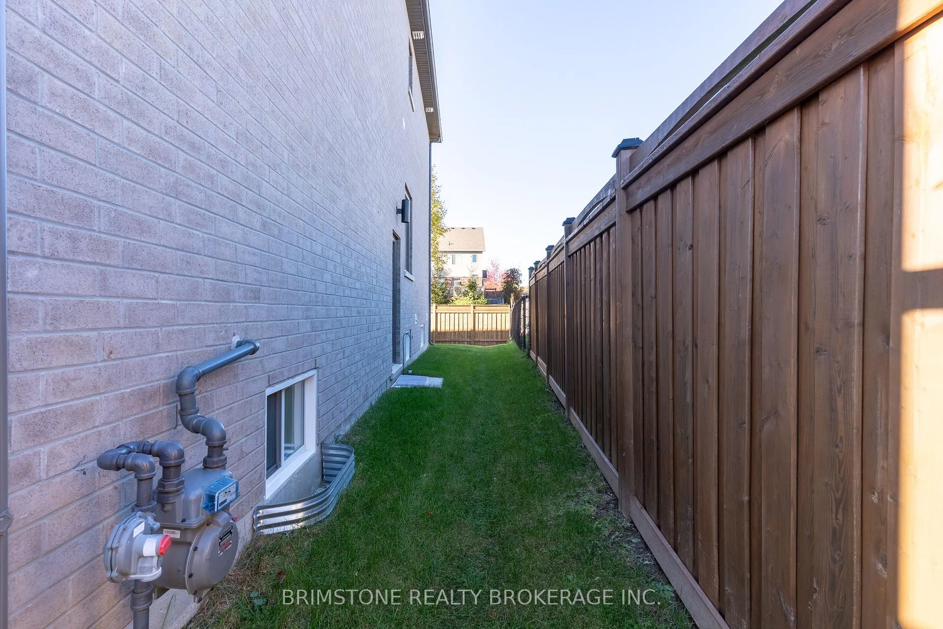 Photo 37 of 119 Gray Avenue, New Tecumseth, Alliston — HOMEH