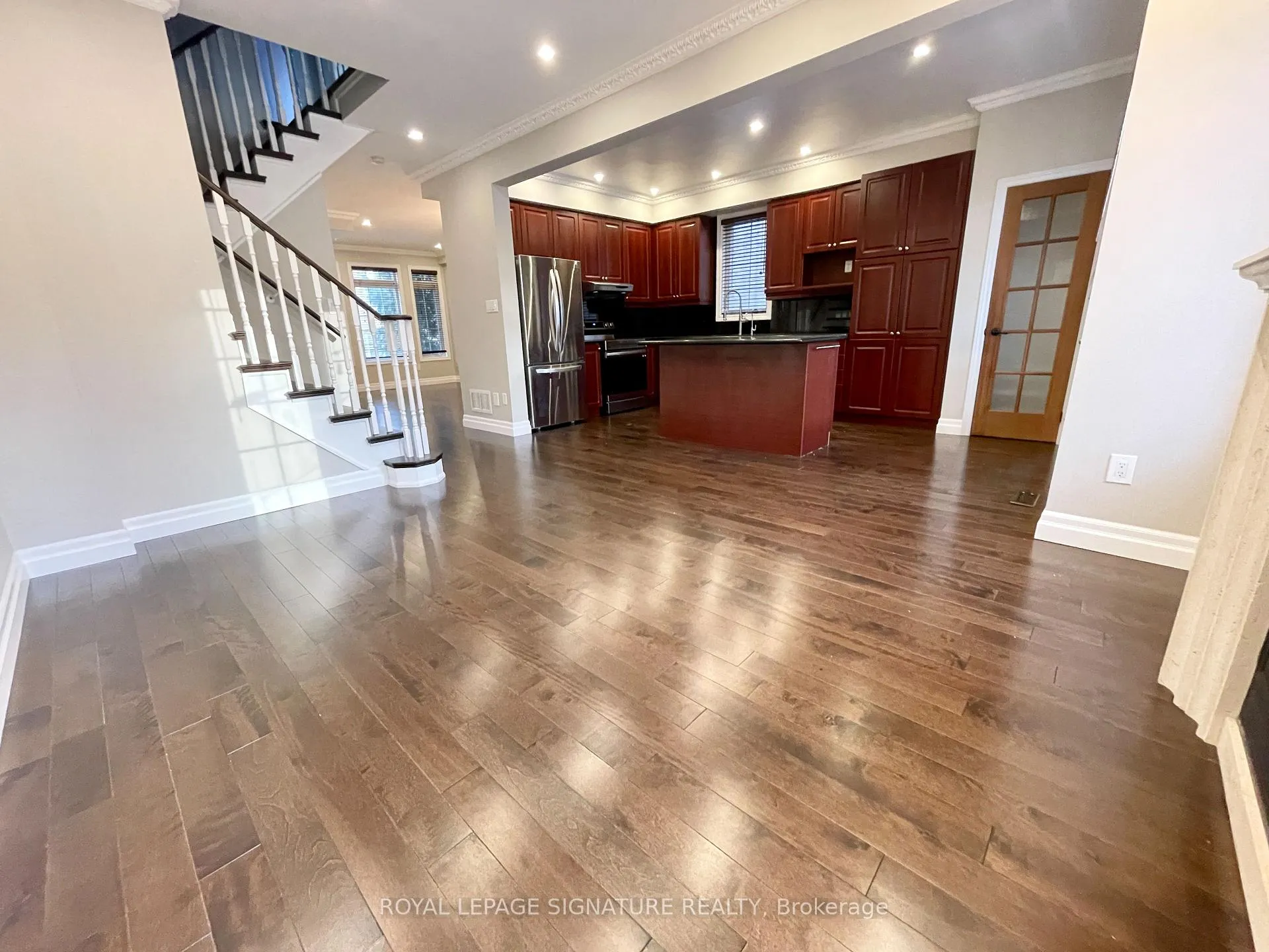 Photo 5 of 50 Innisvale Drive, Markham, Cornell — HOMEH