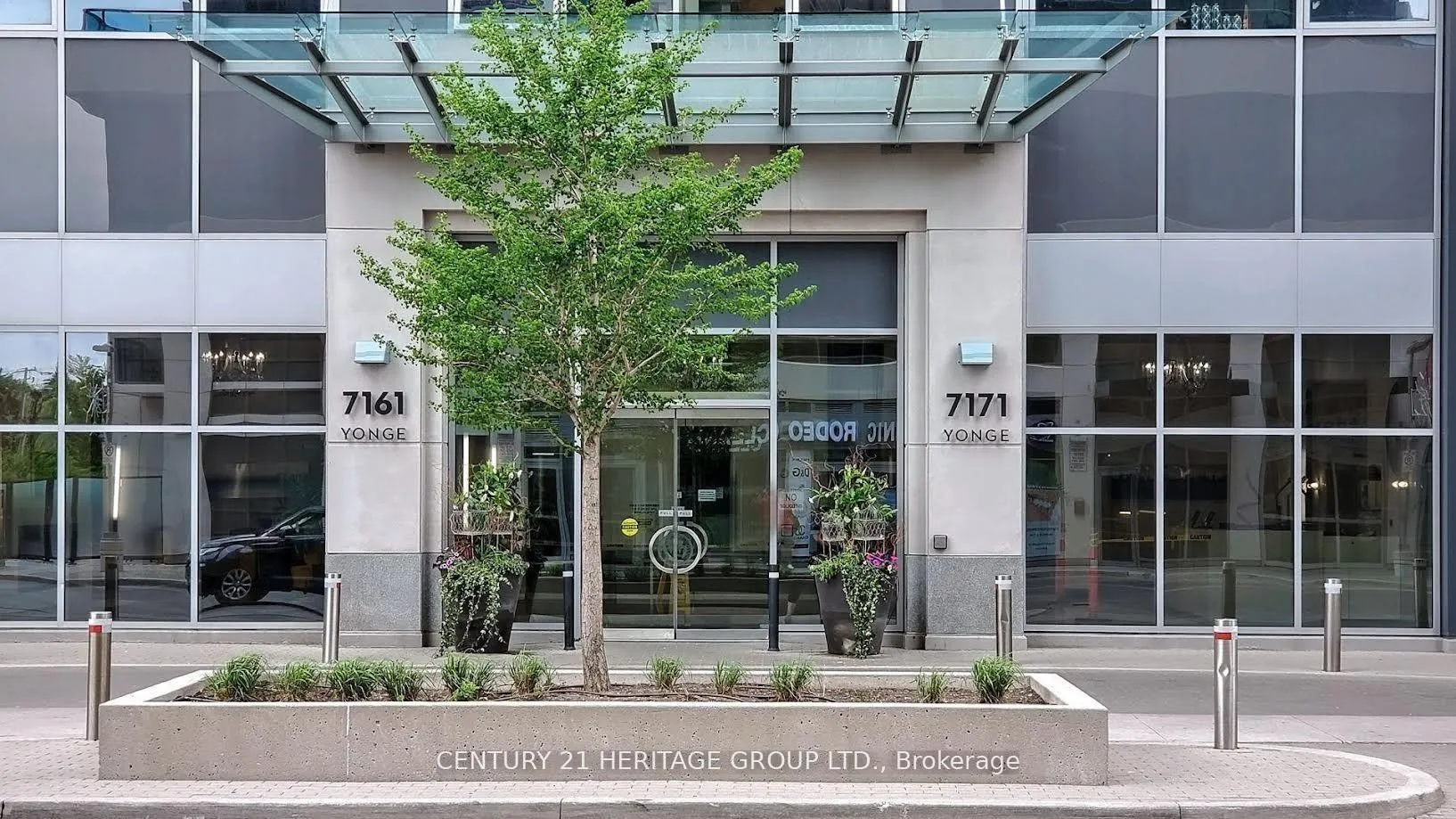 Photo 4 of Unit 1110, 7171 Yonge Street, Markham, Thornhill — HOMEH