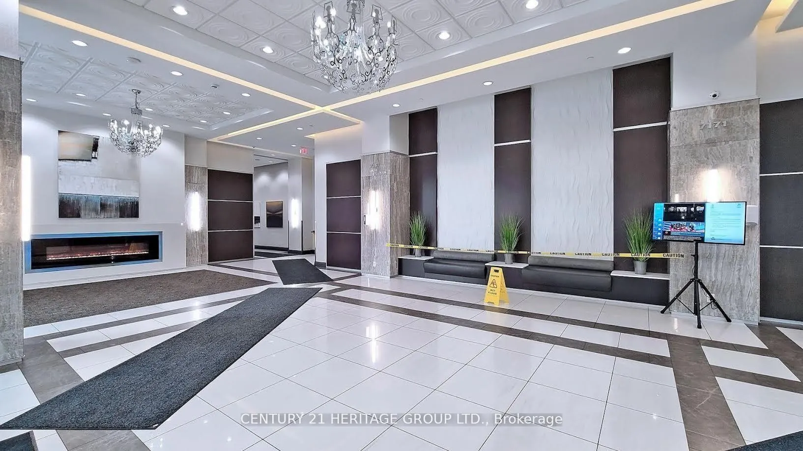 Photo 7 of Unit 1110, 7171 Yonge Street, Markham, Thornhill — HOMEH