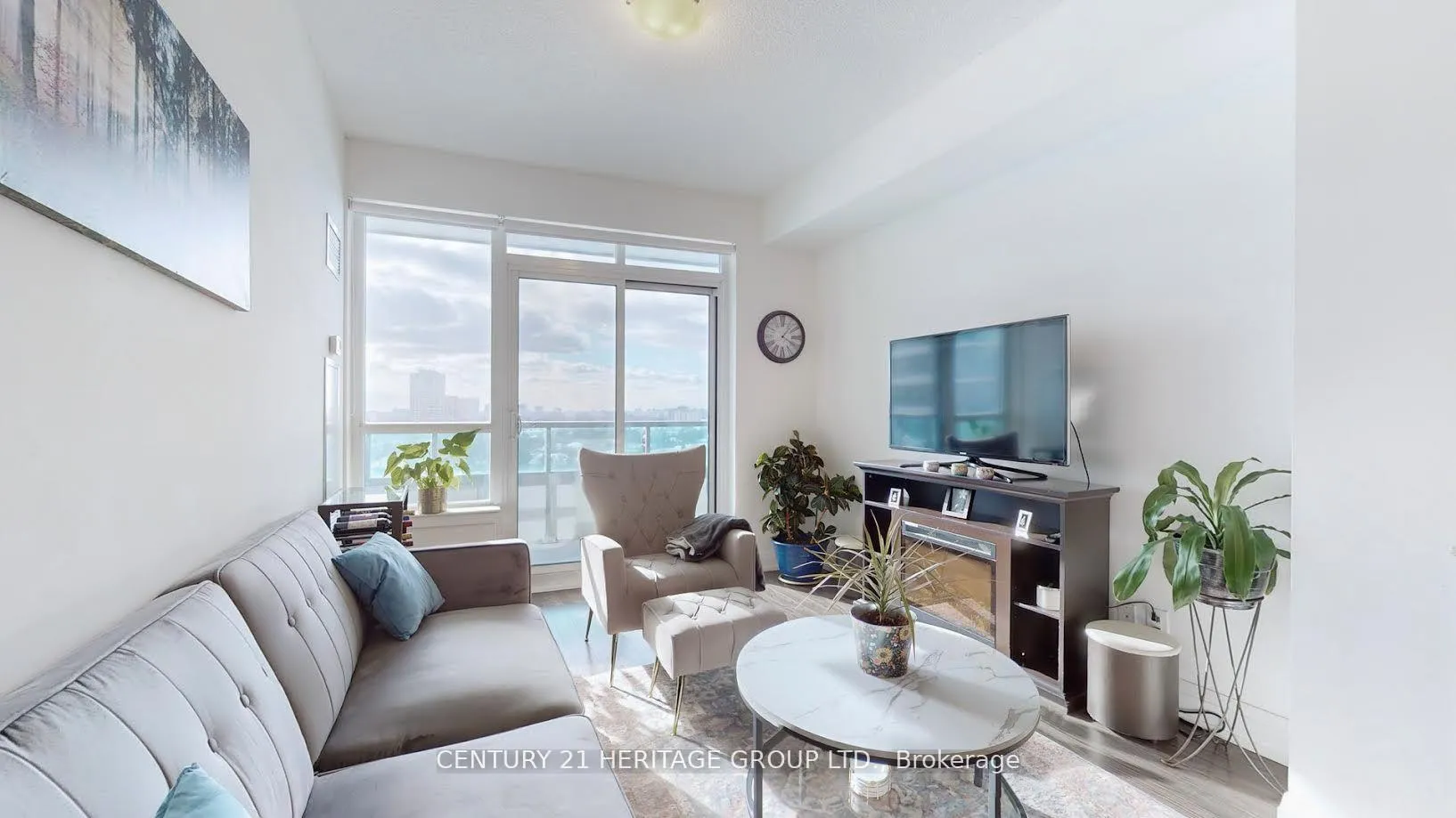Photo 12 of Unit 1110, 7171 Yonge Street, Markham, Thornhill — HOMEH