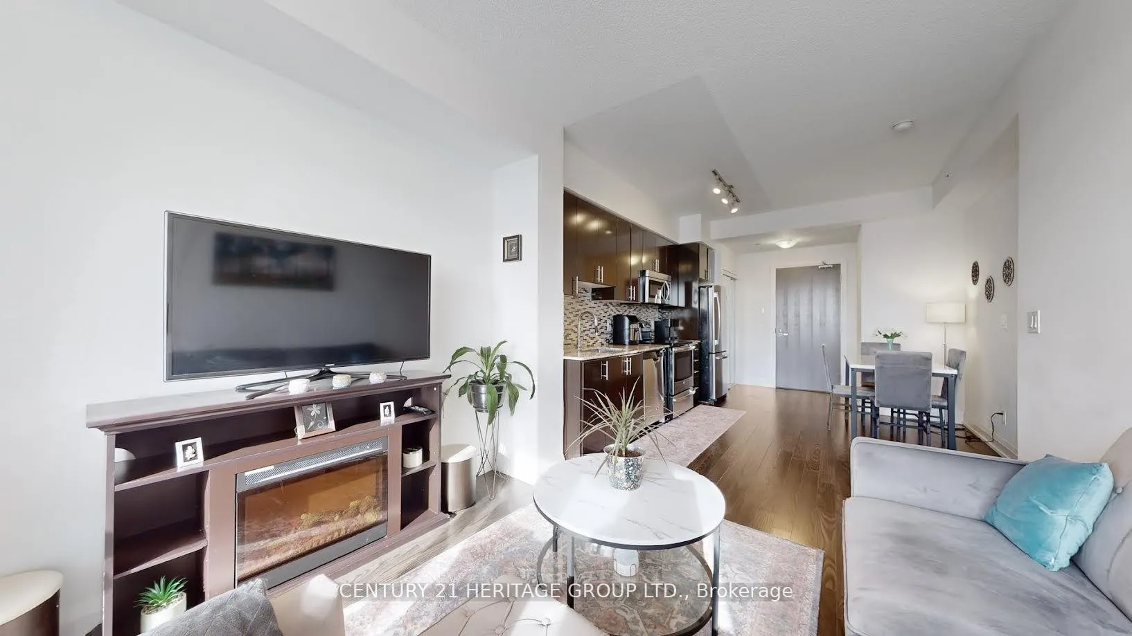Photo 14 of Unit 1110, 7171 Yonge Street, Markham, Thornhill — HOMEH
