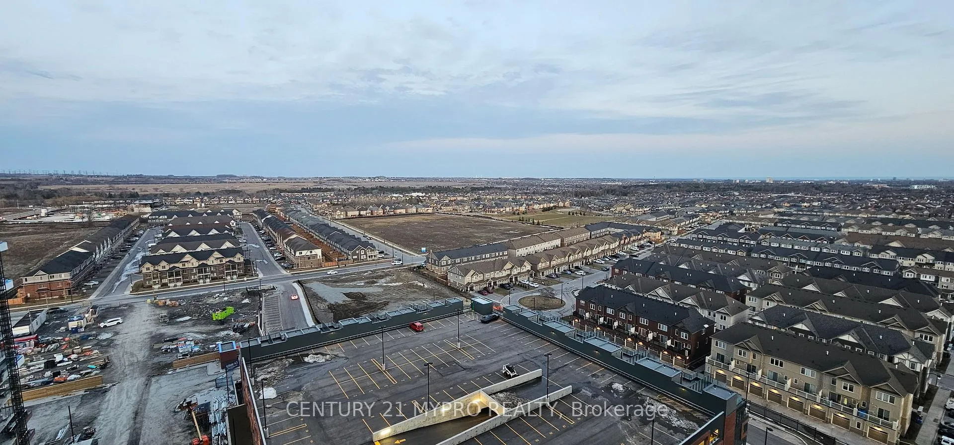 Photo 15 of Unit 1617, 2545 Simcoe Street N, Oshawa, Windfields — HOMEH