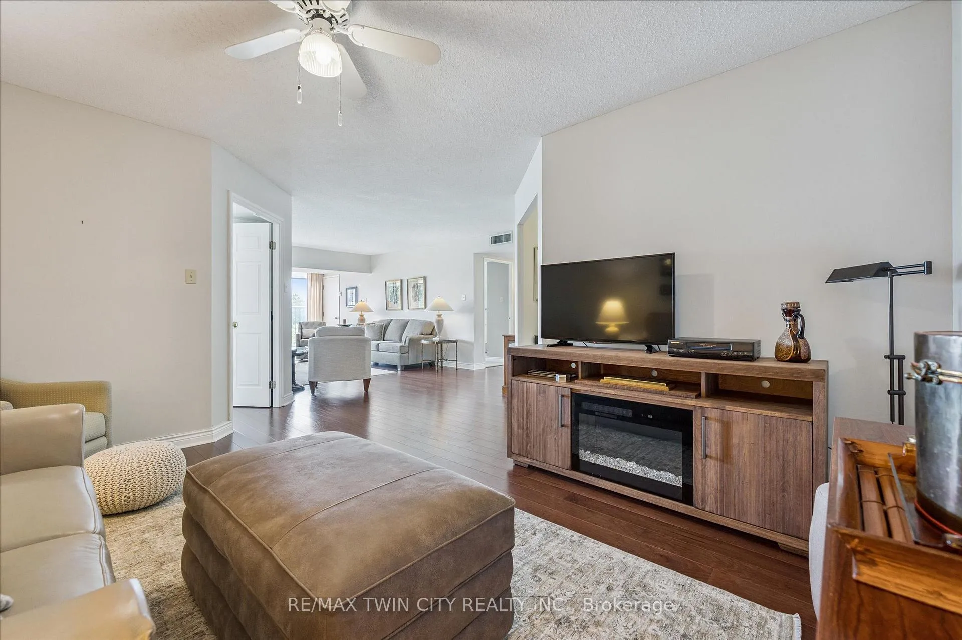 Photo 6 of Unit 704, 6 Willow Street, Waterloo — HOMEH