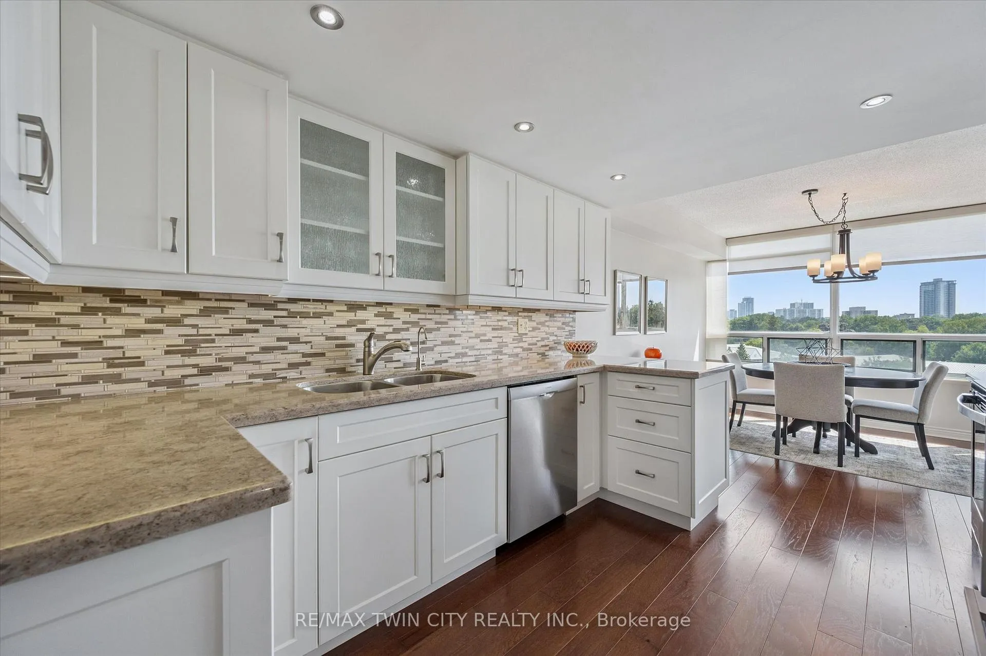 Photo 13 of Unit 704, 6 Willow Street, Waterloo — HOMEH