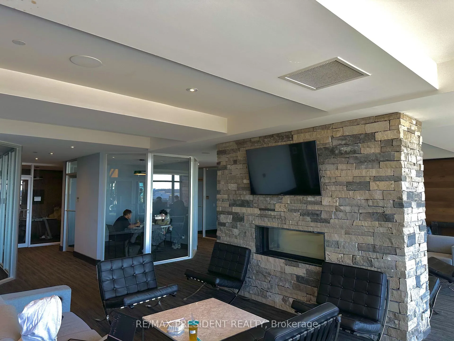 Photo 13 of Unit 1005, 330 Phillip Street, Kitchener — HOMEH