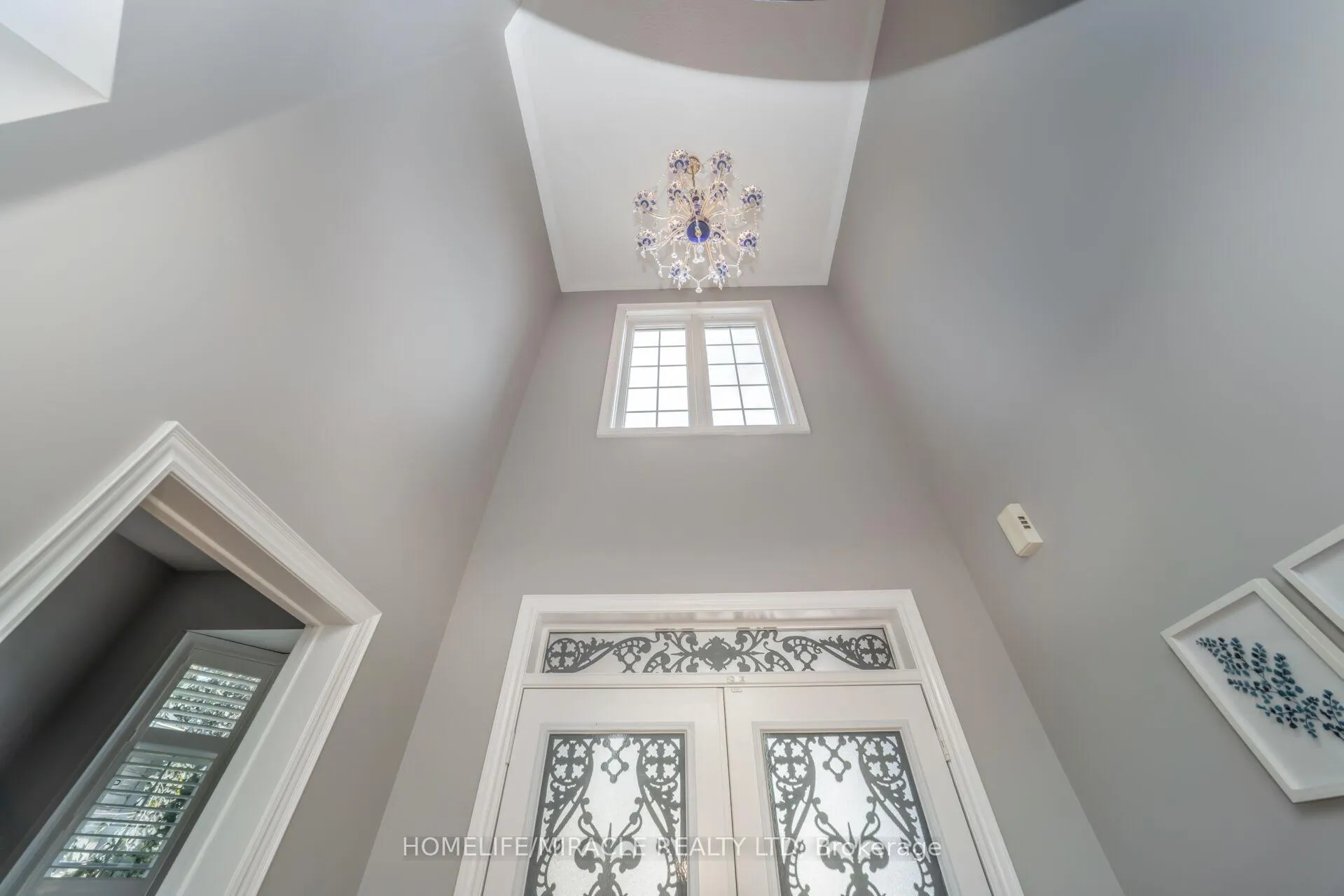 Photo 7 of 32 Xavier Court, Brampton, Bram West — HOMEH