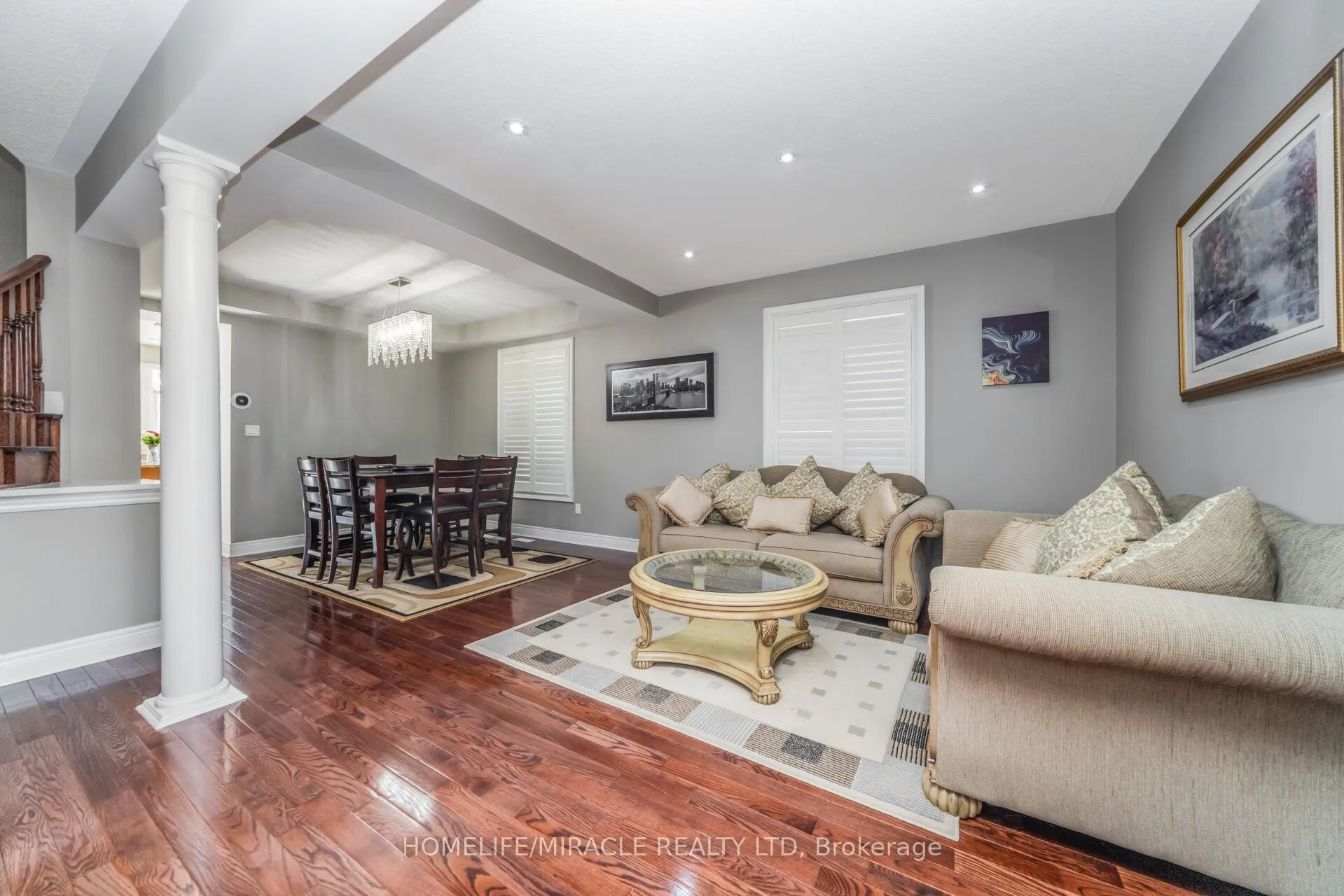 Photo 12 of 32 Xavier Court, Brampton, Bram West — HOMEH