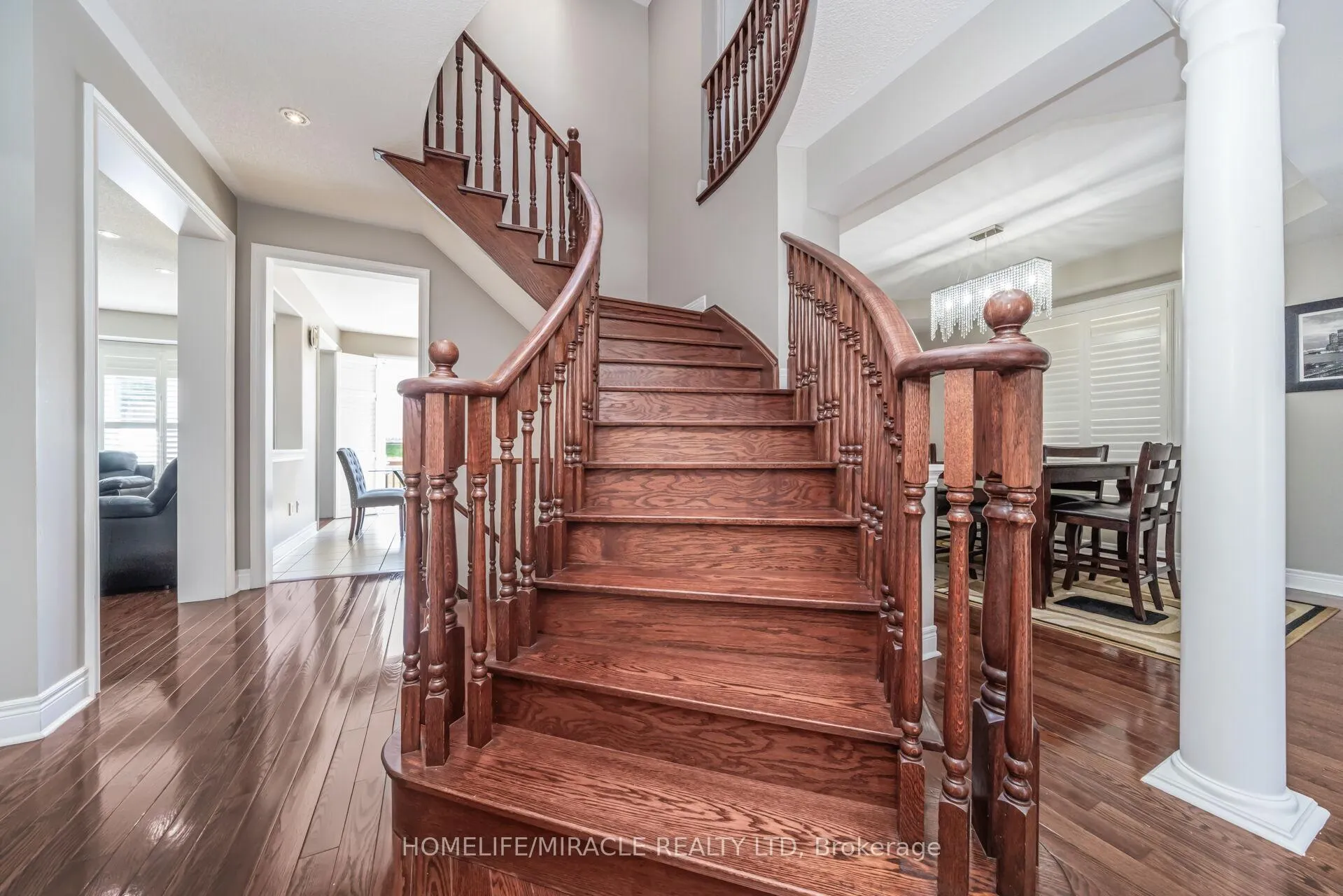 Photo 25 of 32 Xavier Court, Brampton, Bram West — HOMEH