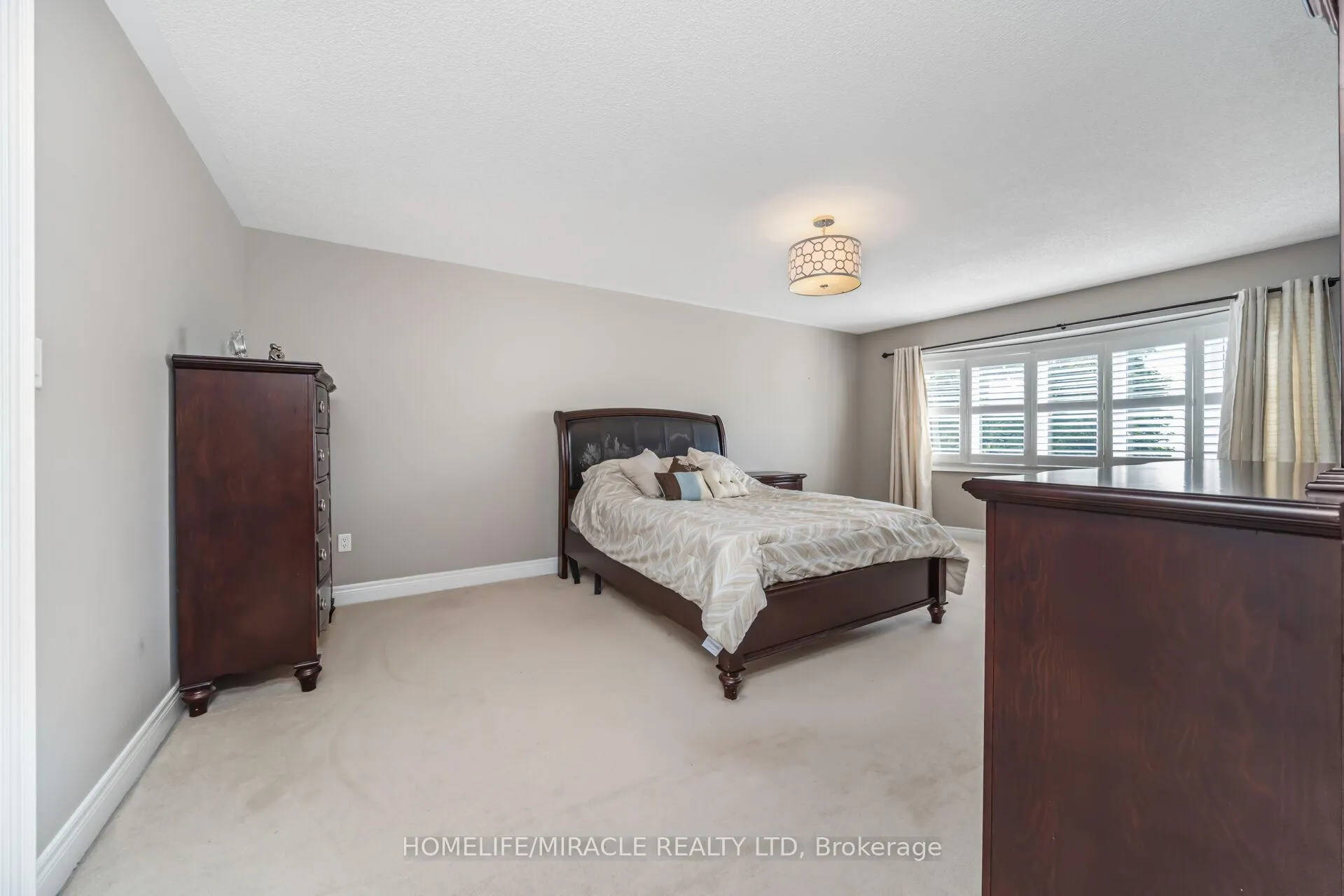 Photo 30 of 32 Xavier Court, Brampton, Bram West — HOMEH