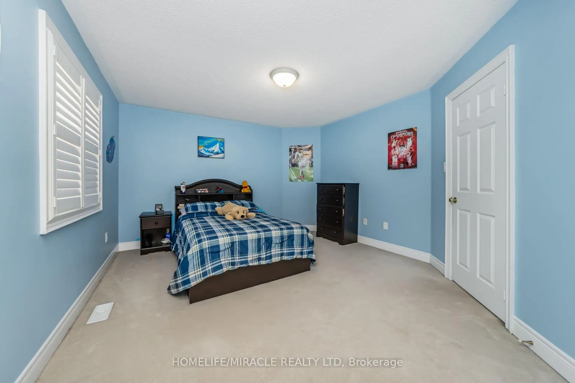 Photo 36 of 32 Xavier Court, Brampton, Bram West — HOMEH