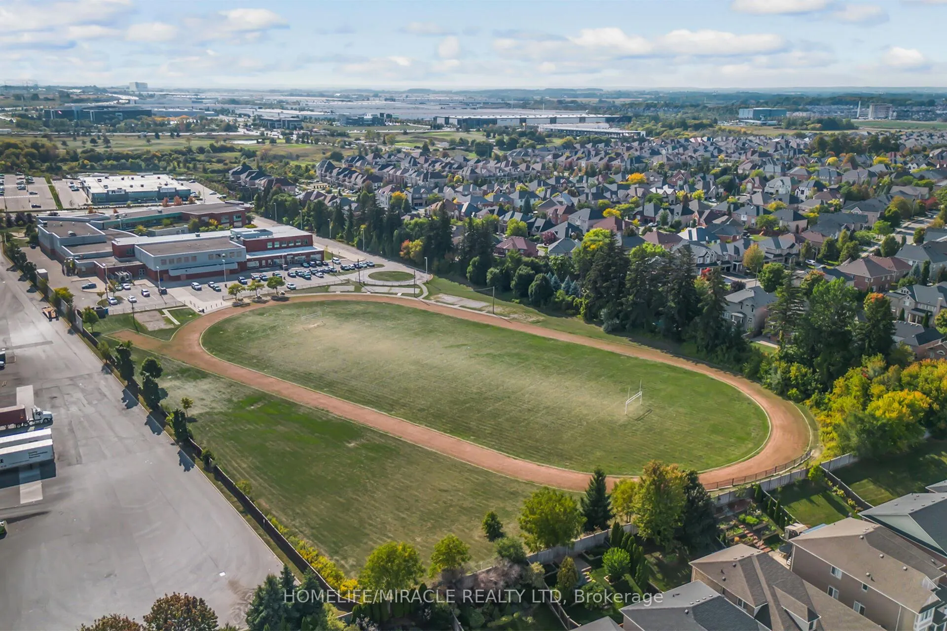 Photo 47 of 32 Xavier Court, Brampton, Bram West — HOMEH