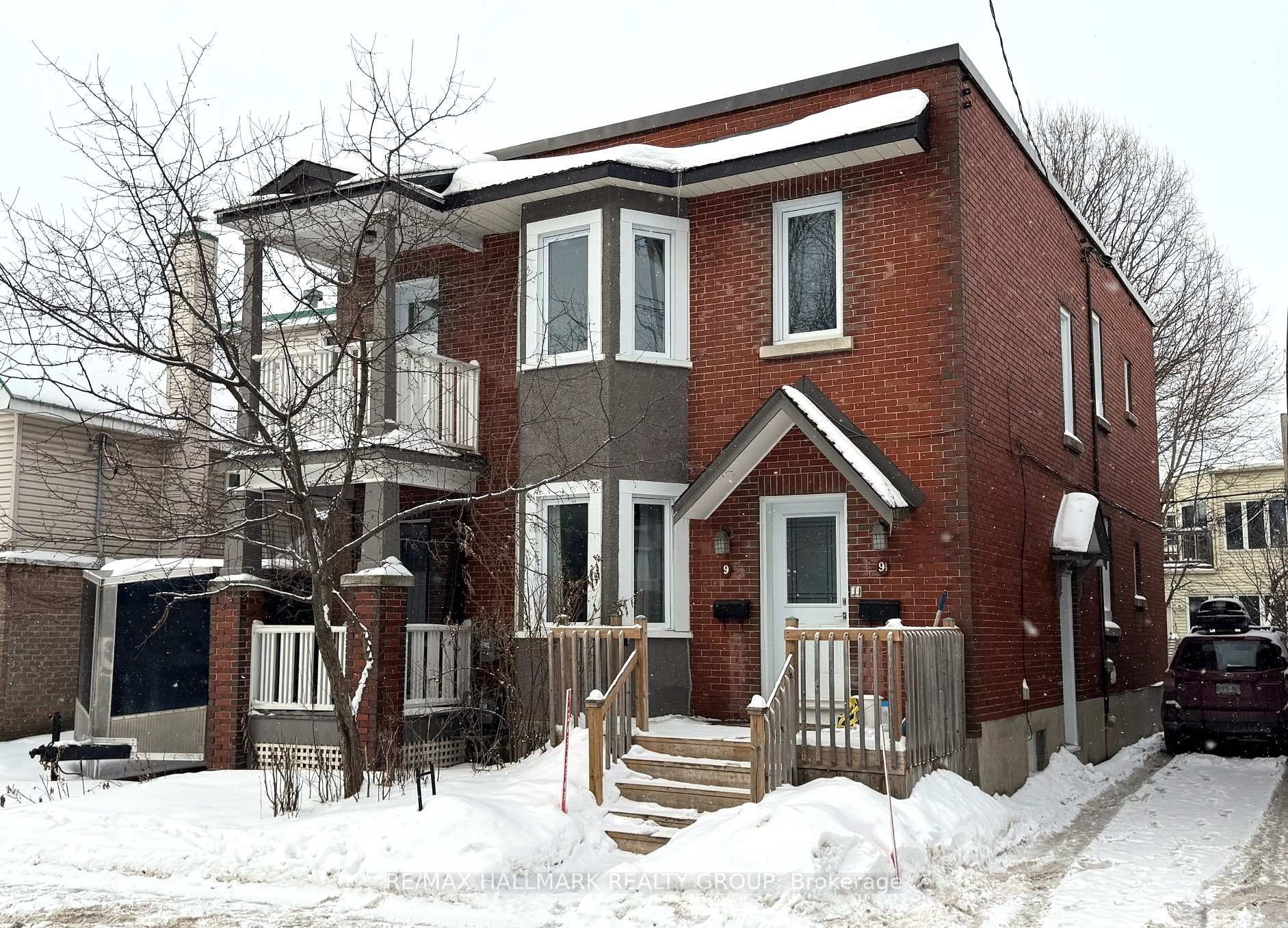 Front of 9 1/2 Ella Street