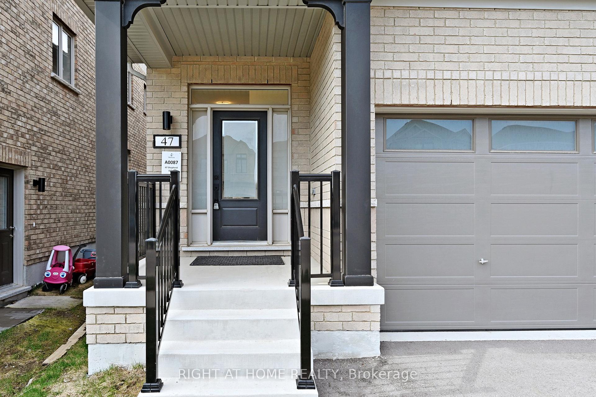 Photo 4 of 47 Shepherd Drive, Barrie, Rural Barrie Southeast — HOMEH