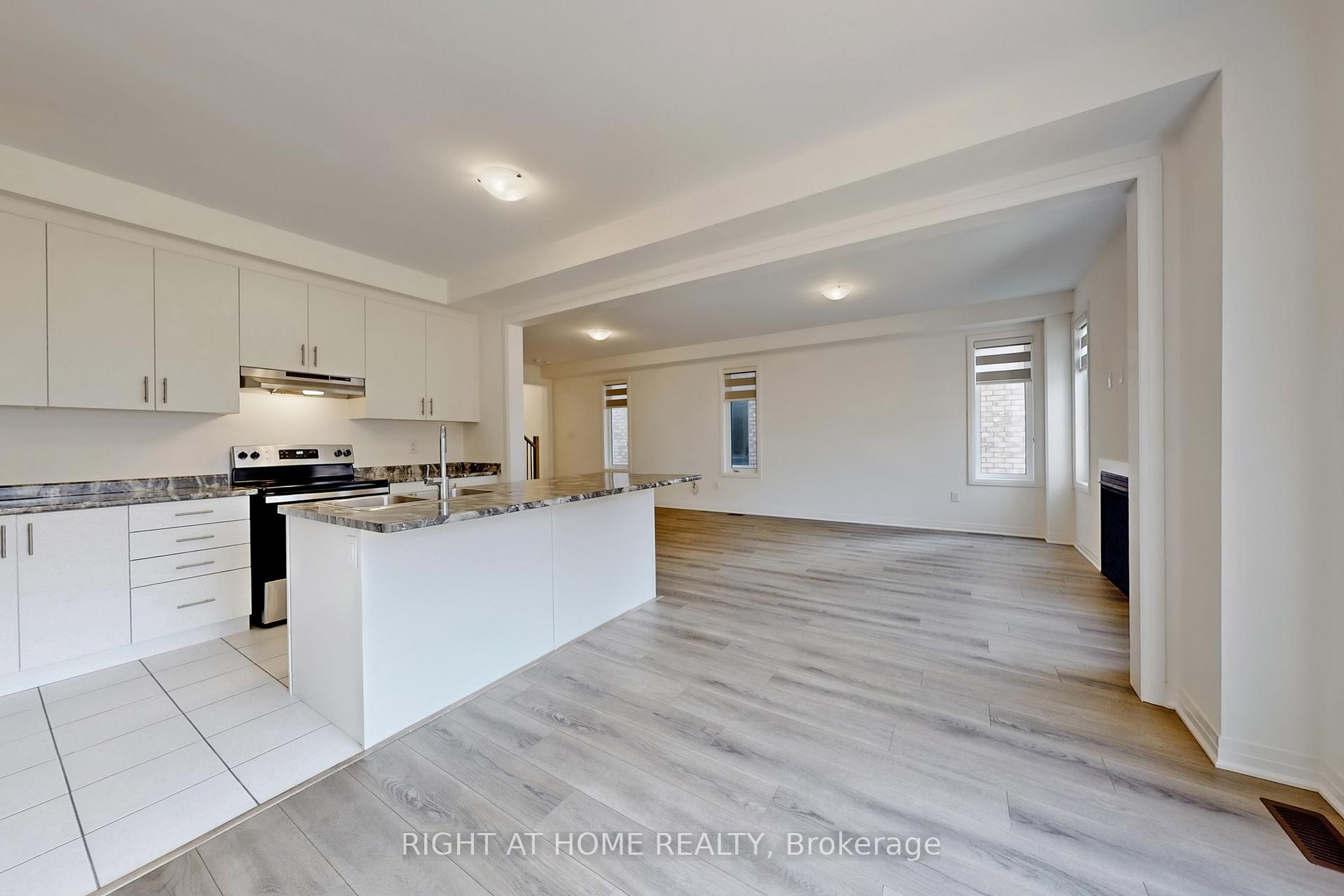 Photo 13 of 47 Shepherd Drive, Barrie, Rural Barrie Southeast — HOMEH