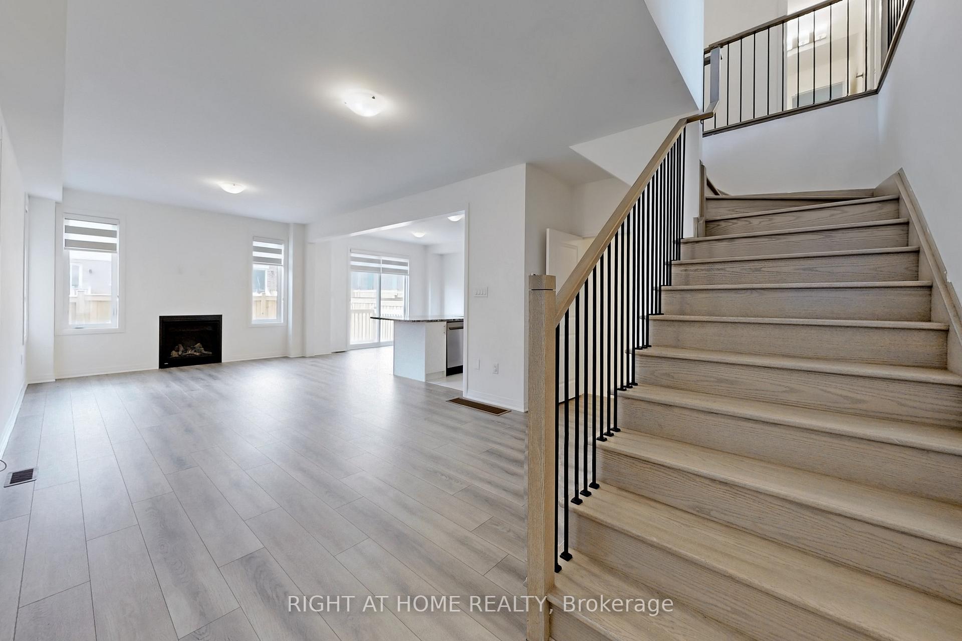 Photo 22 of 47 Shepherd Drive, Barrie, Rural Barrie Southeast — HOMEH