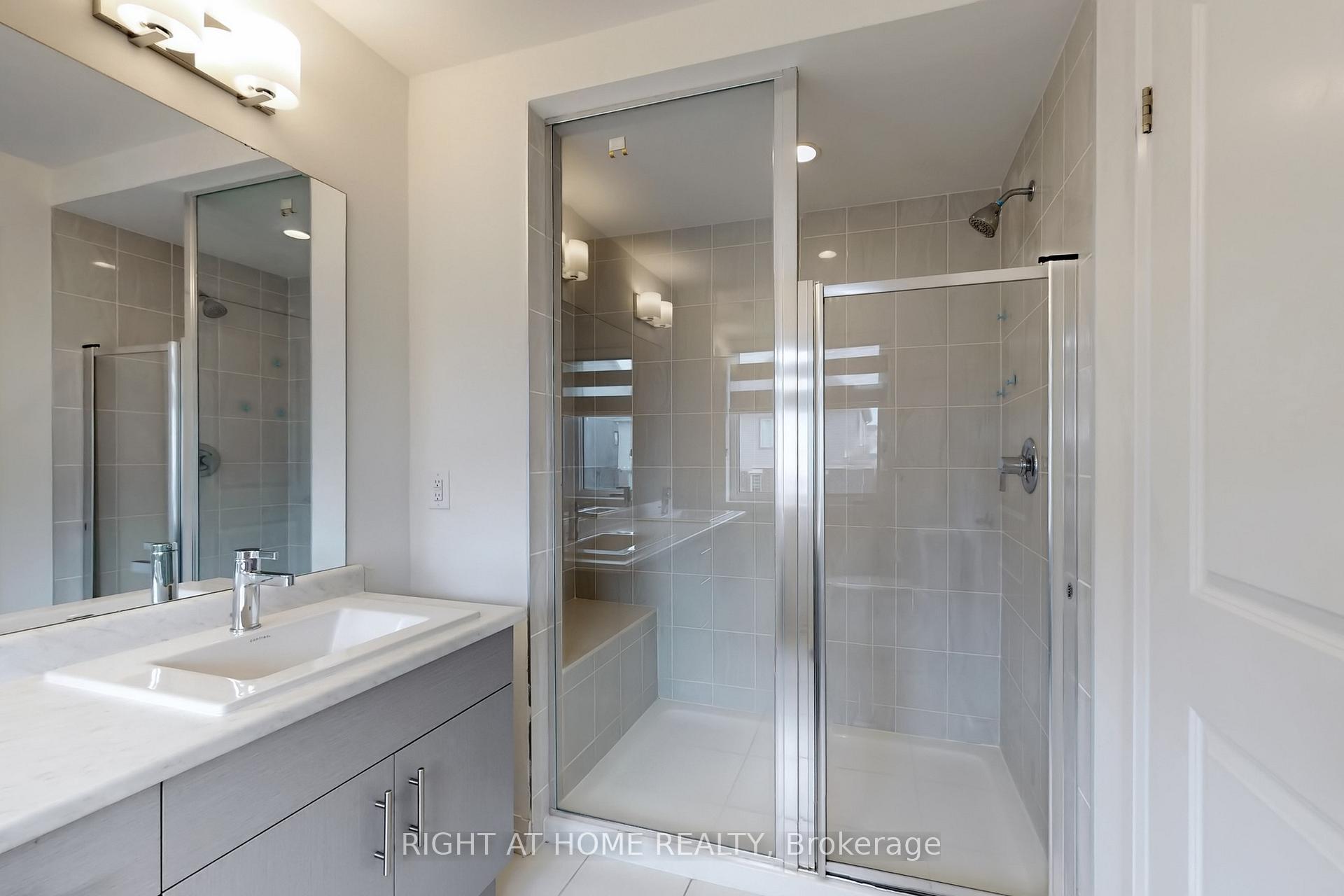 Photo 31 of 47 Shepherd Drive, Barrie, Rural Barrie Southeast — HOMEH