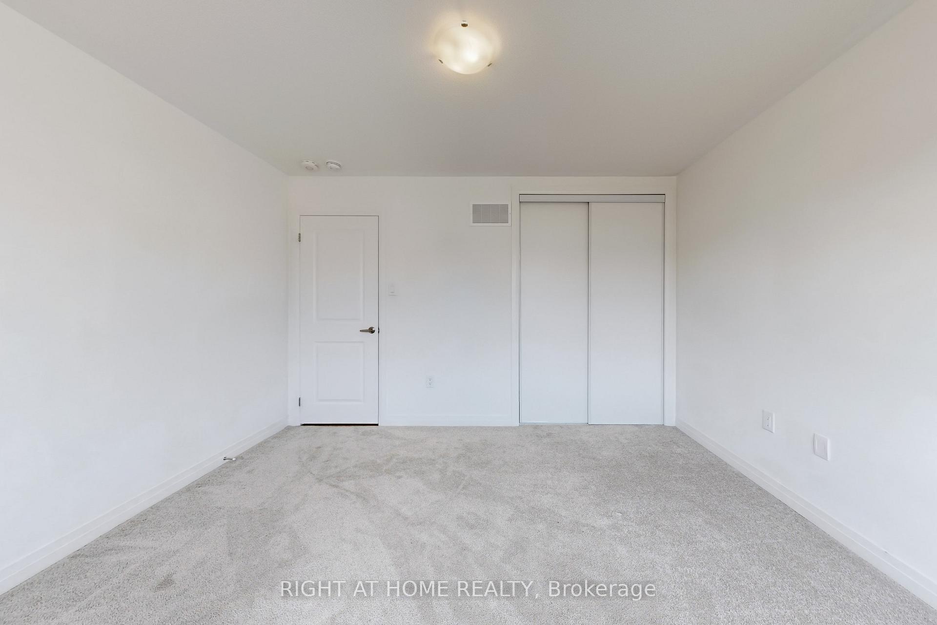Photo 37 of 47 Shepherd Drive, Barrie, Rural Barrie Southeast — HOMEH