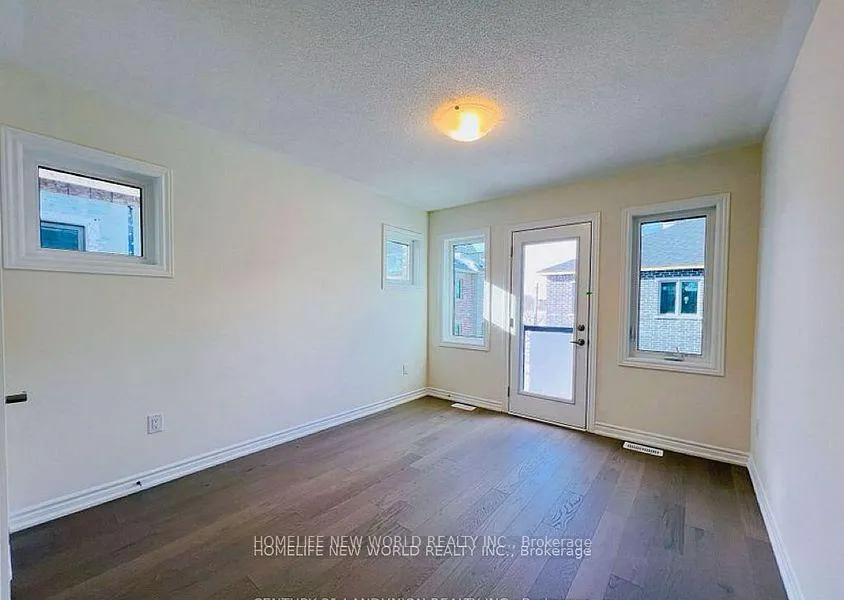 Photo 11 of 103 Thomas Frisby Jr. Crescent, Markham, Victoria Square — HOMEH