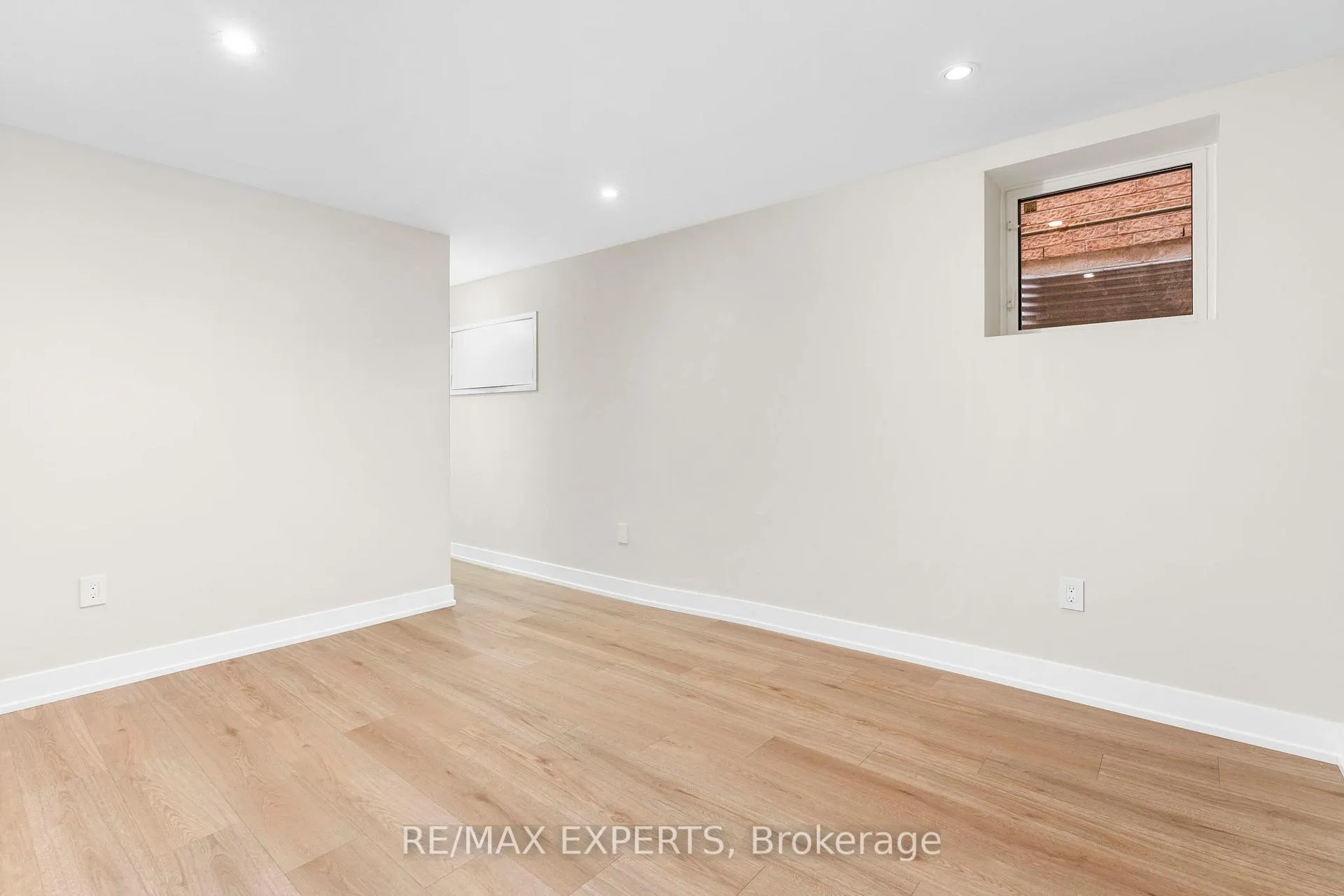 Photo 16 of Unit BSMT, 86 Cormorant Crescent, Vaughan, Vellore Village — HOMEH