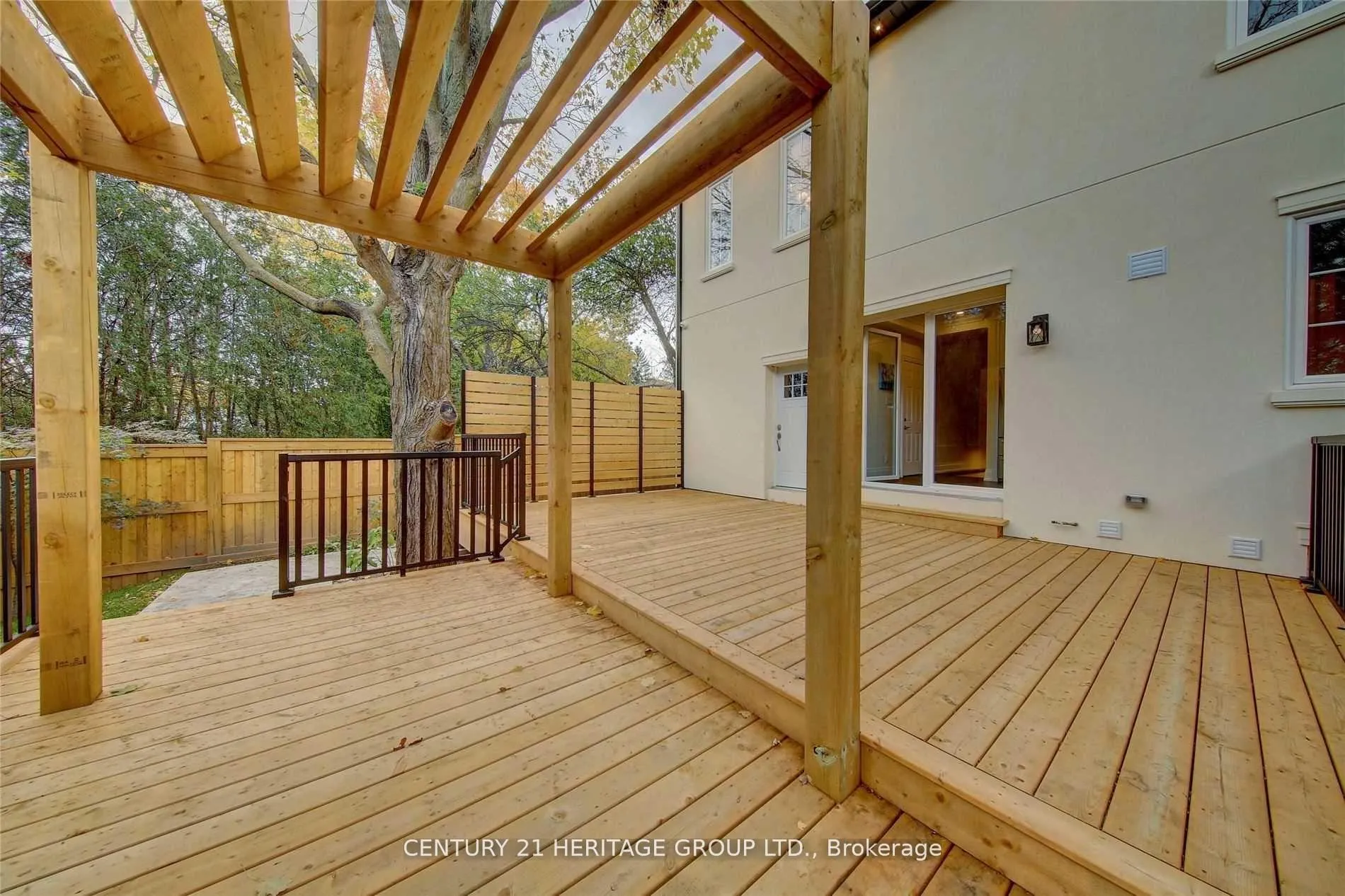 Photo 13 of 58 Walton Drive, Aurora, Aurora Village — HOMEH