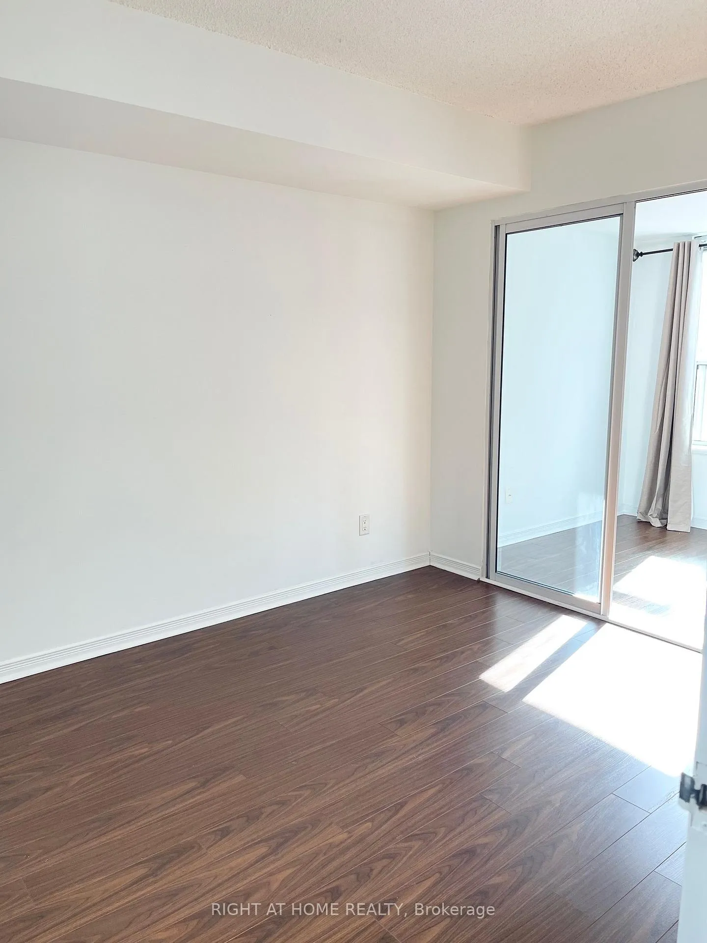 Photo 7 of Unit 606, 230 King Street E, Toronto, Moss Park — HOMEH