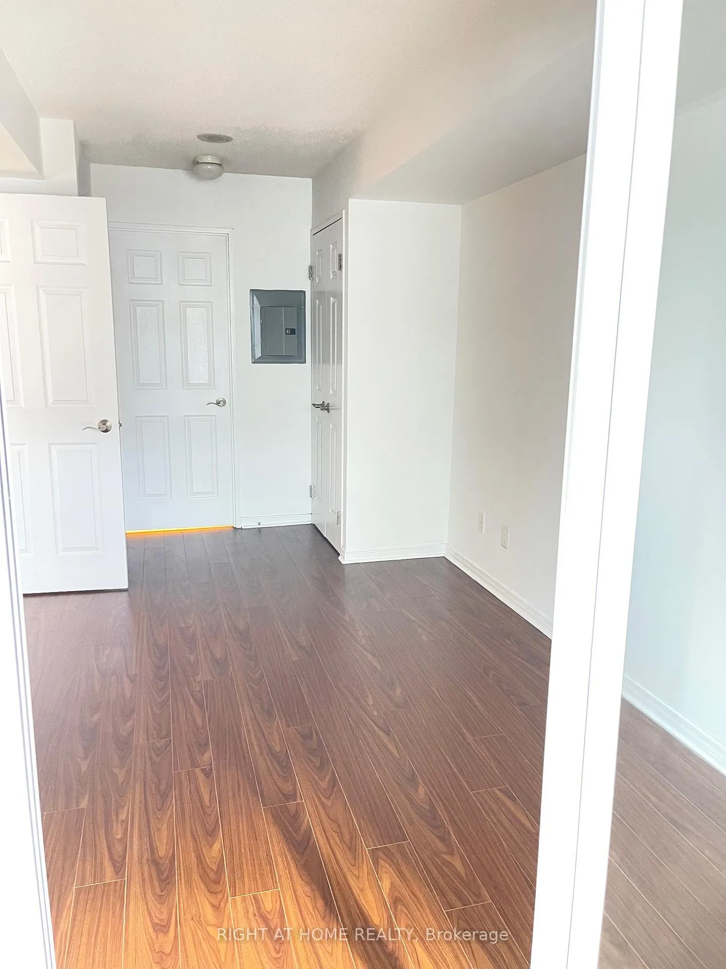 Photo 11 of Unit 606, 230 King Street E, Toronto, Moss Park — HOMEH