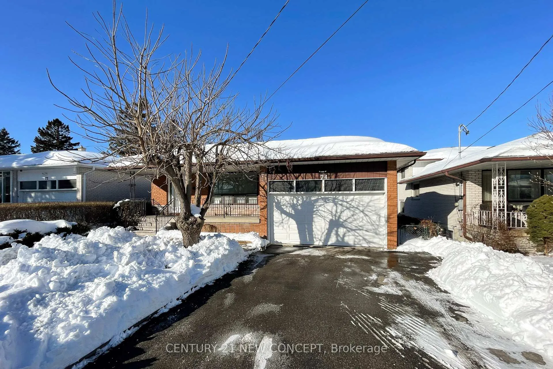 Photo 2 of Unit Main, 74 Clark Avenue E, Markham, Thornhill — HOMEH