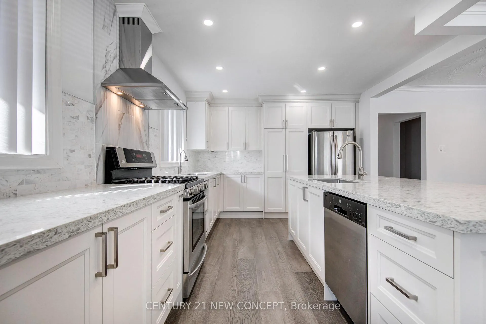 Photo 7 of Unit Main, 74 Clark Avenue E, Markham, Thornhill — HOMEH