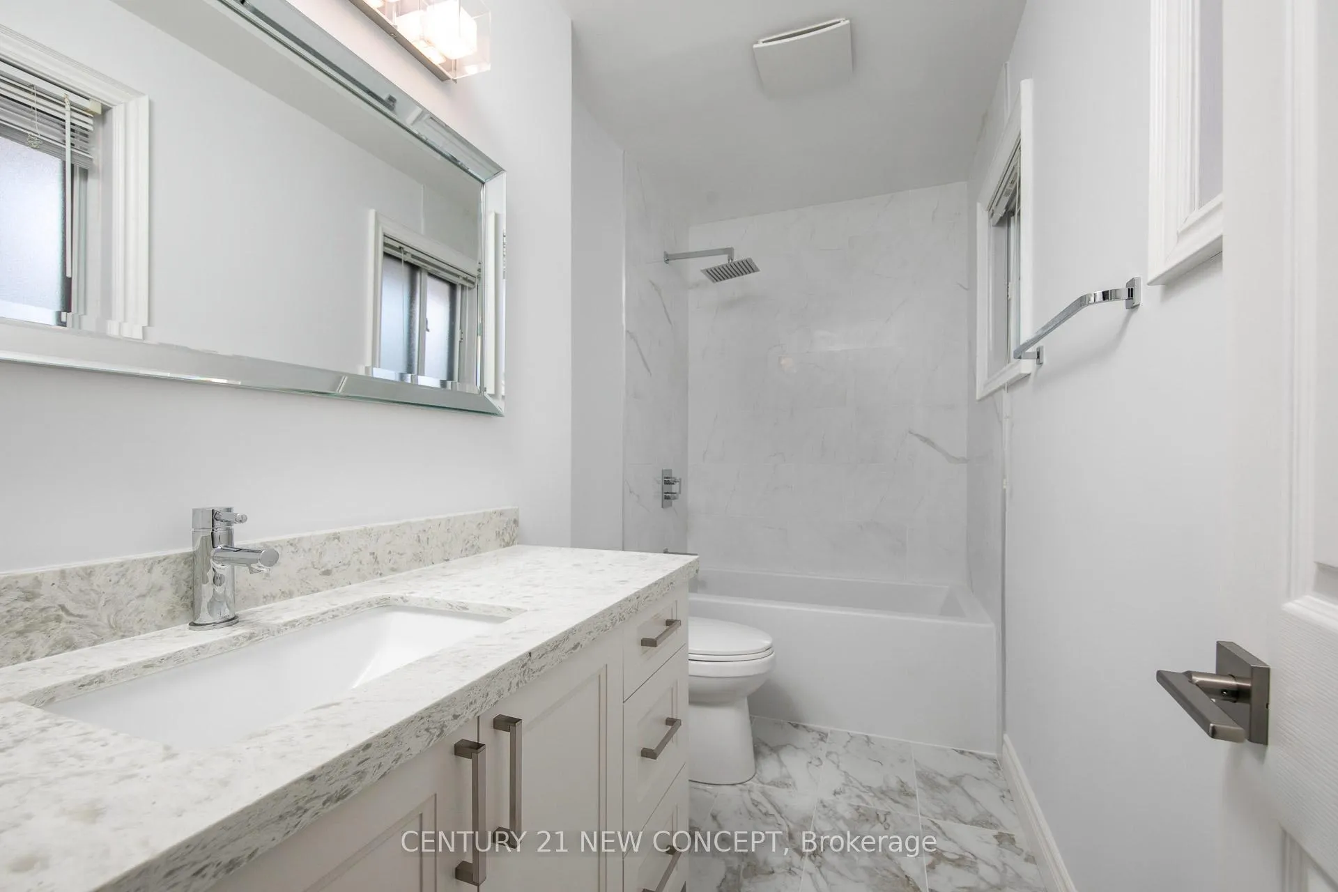Photo 16 of Unit Main, 74 Clark Avenue E, Markham, Thornhill — HOMEH