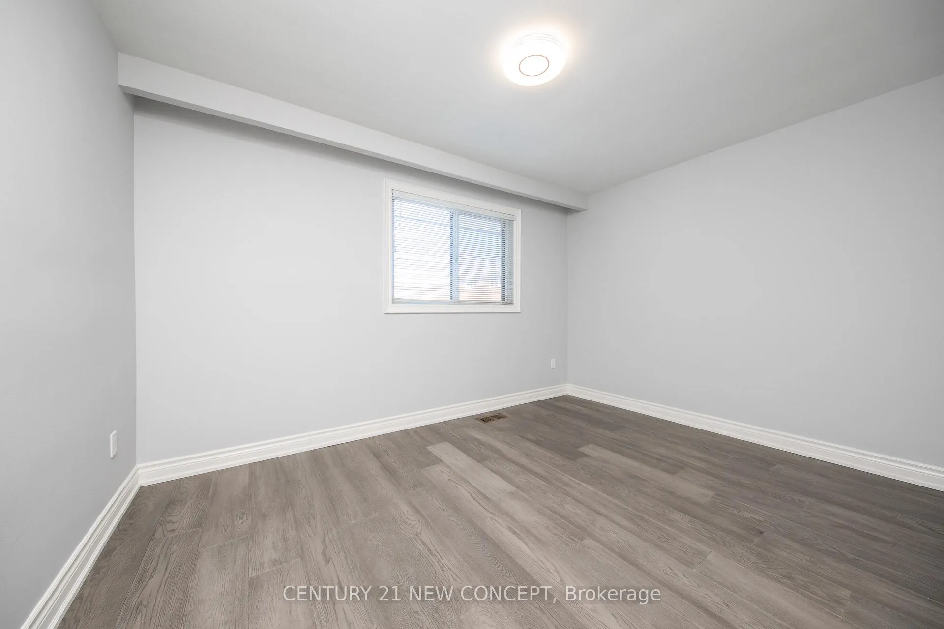 Photo 18 of Unit Main, 74 Clark Avenue E, Markham, Thornhill — HOMEH