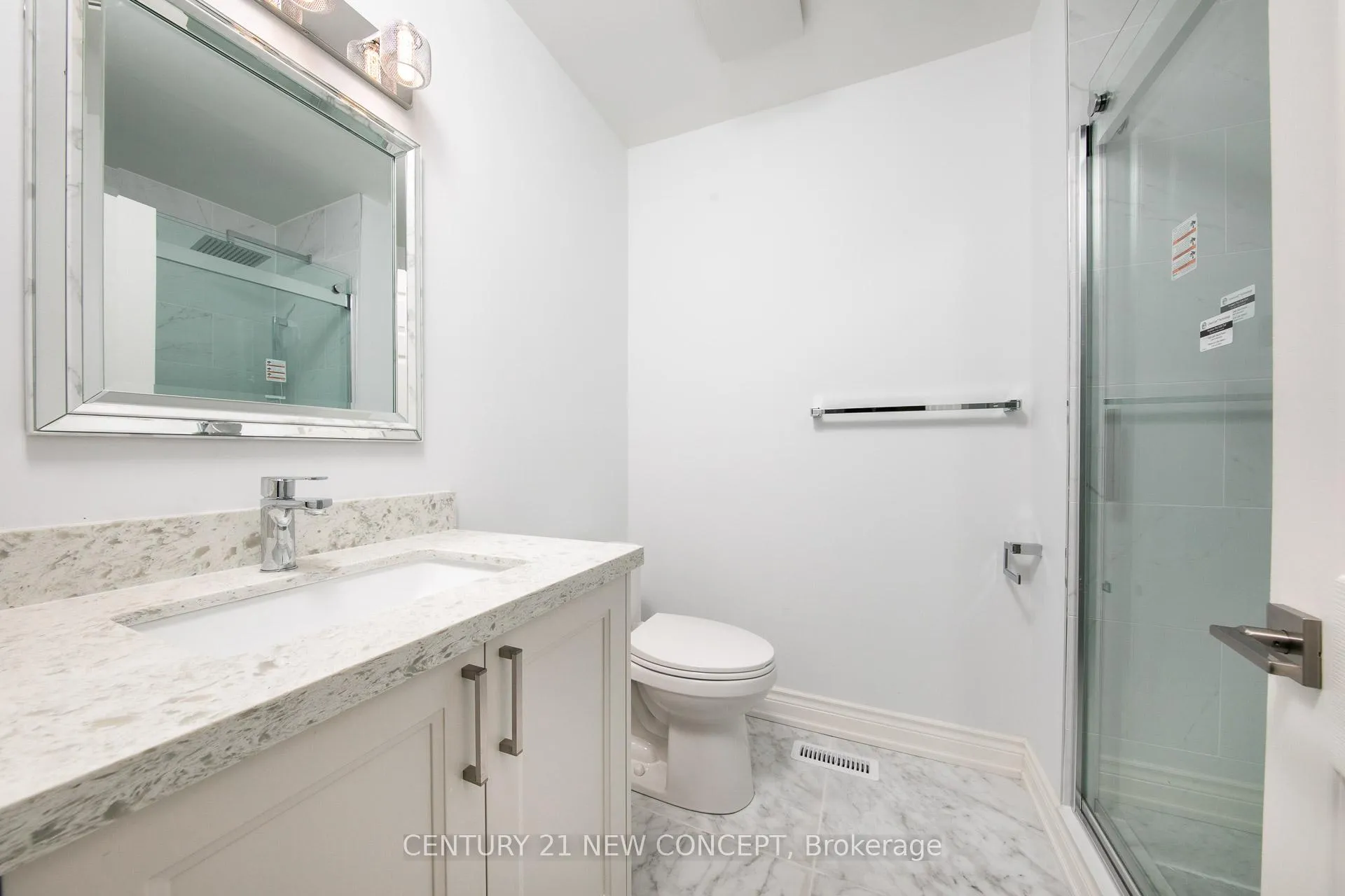 Photo 21 of Unit Main, 74 Clark Avenue E, Markham, Thornhill — HOMEH