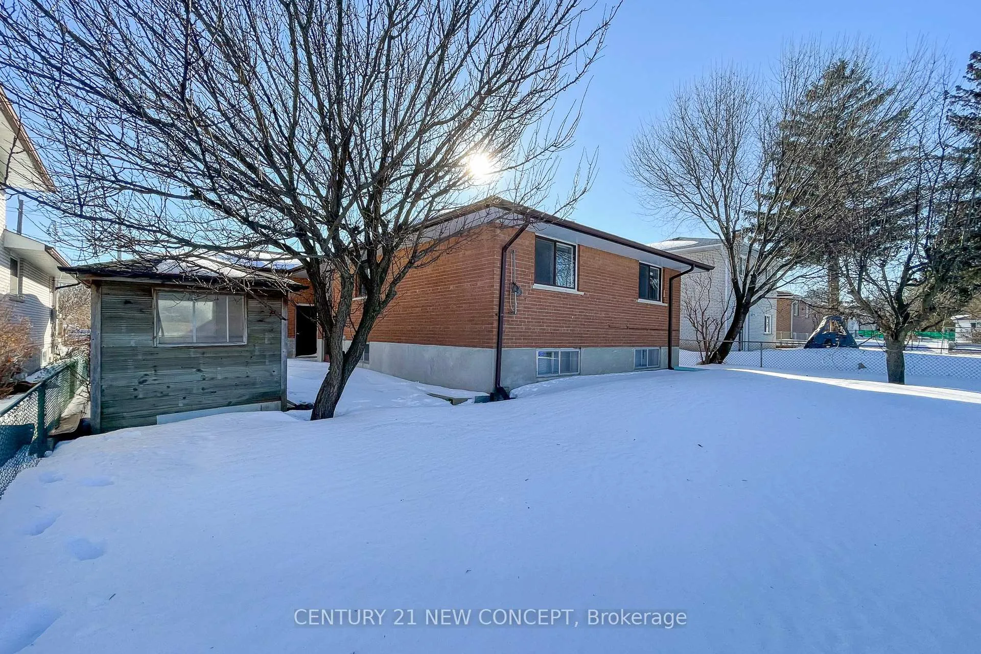 Photo 26 of Unit Main, 74 Clark Avenue E, Markham, Thornhill — HOMEH