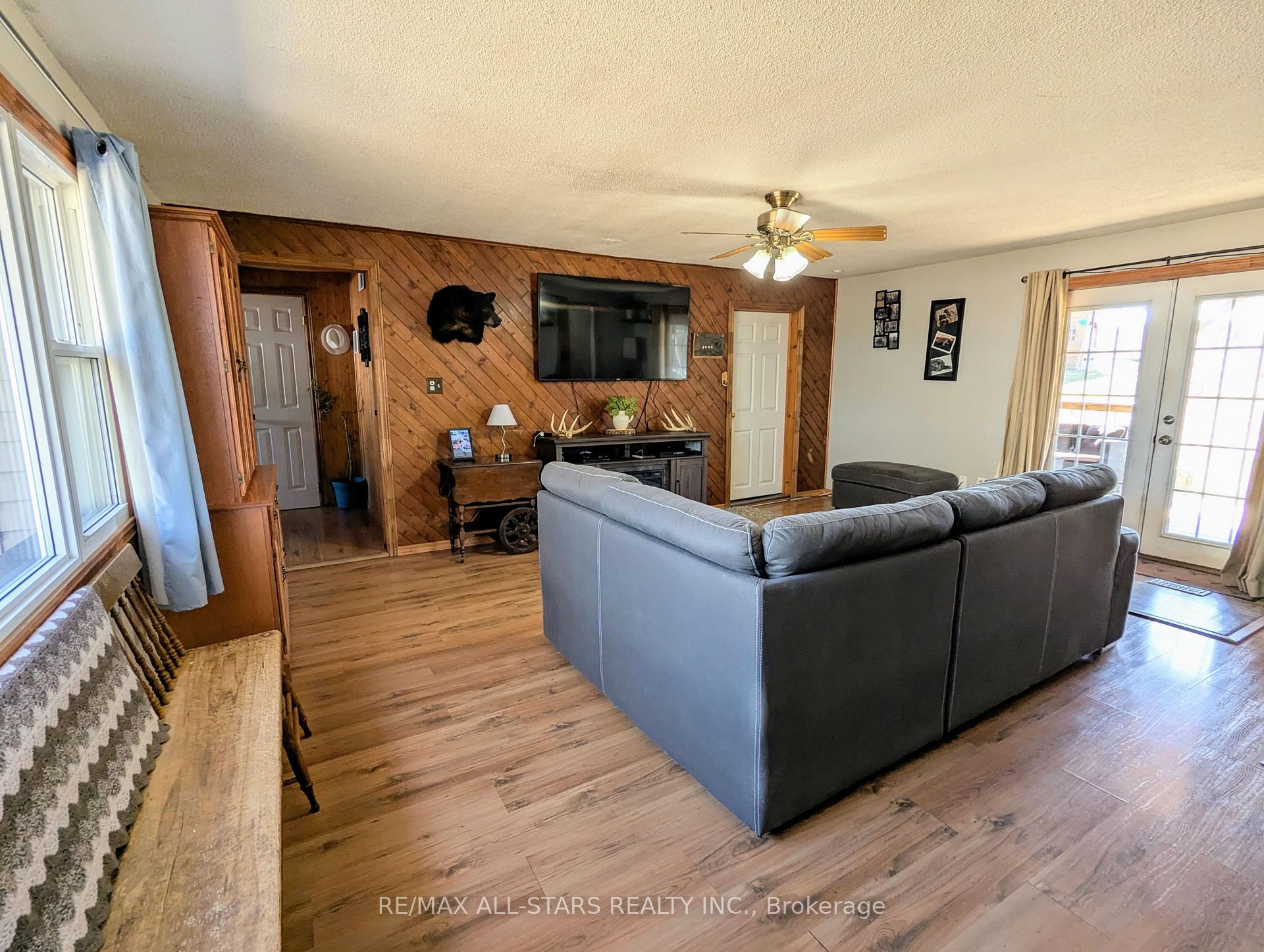 Photo 8 of 1605 Cedar Valley Road, Cavan Monaghan, Cavan Twp — HOMEH