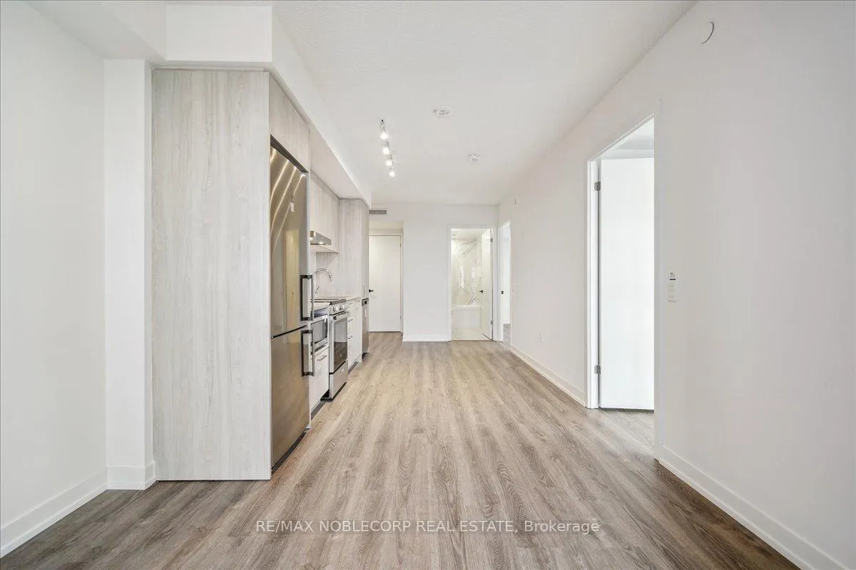 Photo 12 of Unit 3303, 195 Commerce Street, Vaughan, Vaughan Corporate Centre — HOMEH